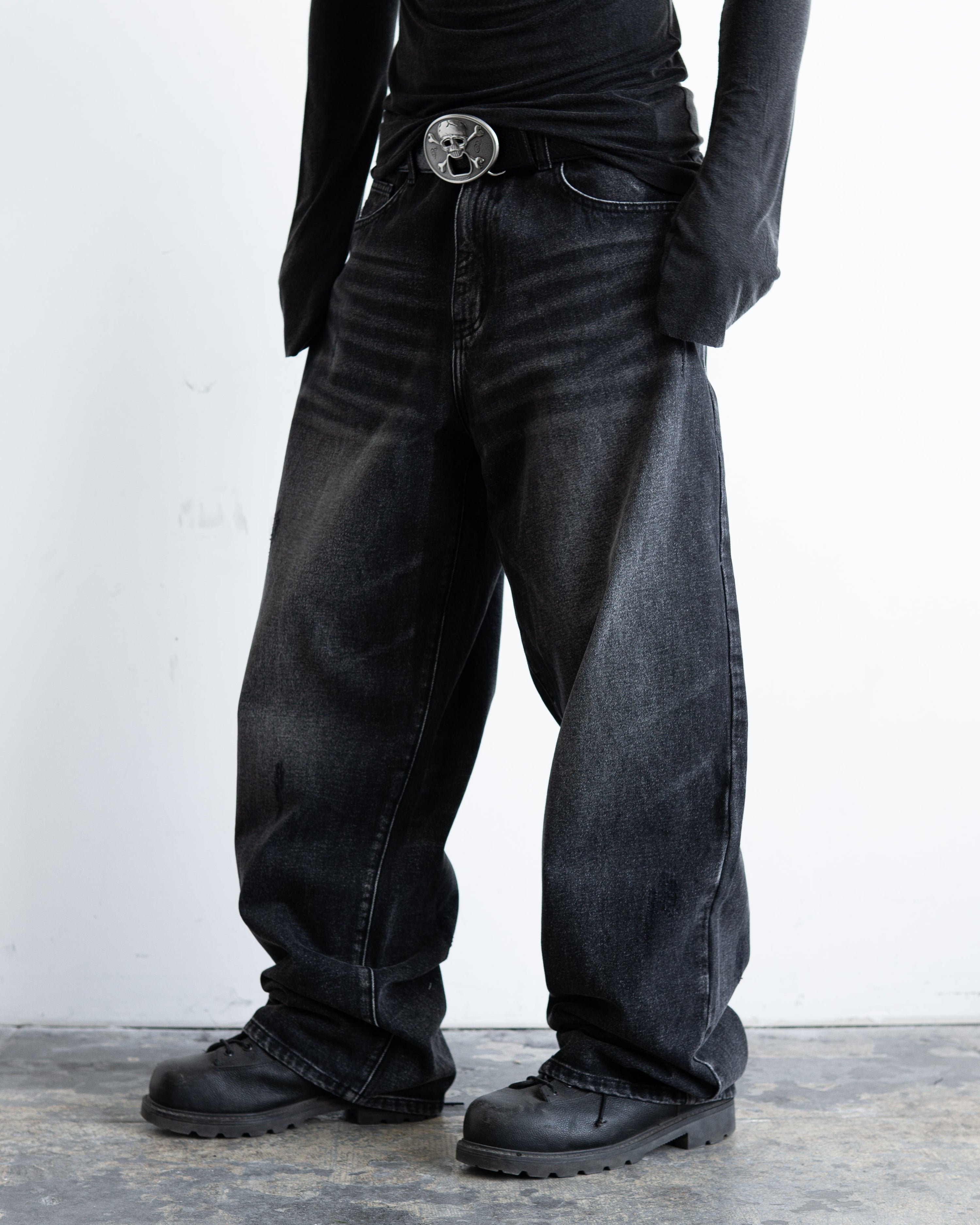 "Core" Baggy Jeans (Black Wash)
