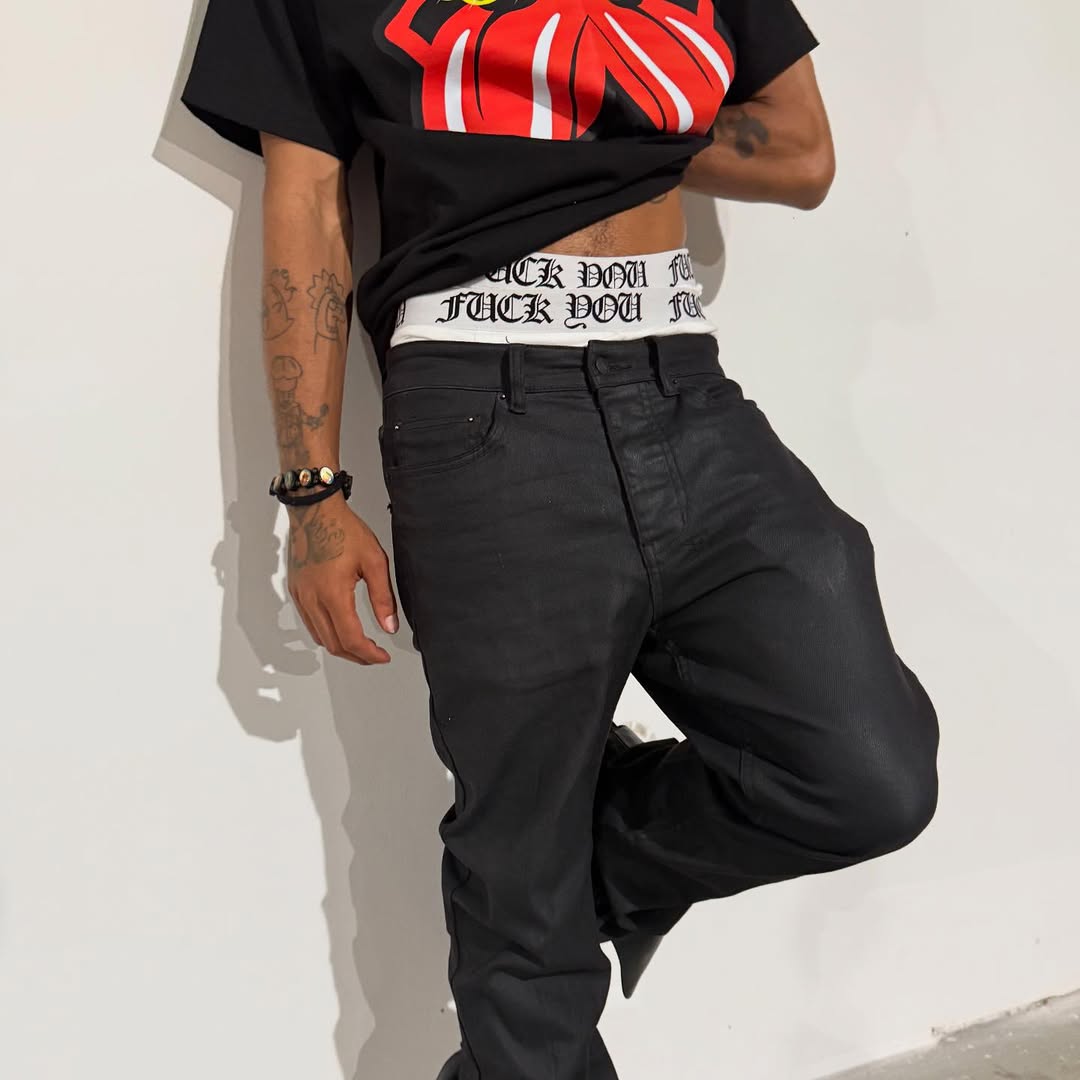 100% COTTON STONER TEE (BLACK)