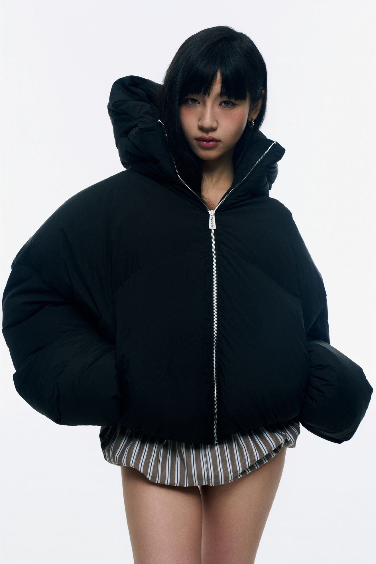 CROPPED DOUBLE NECK BUBBLE (BLACK)