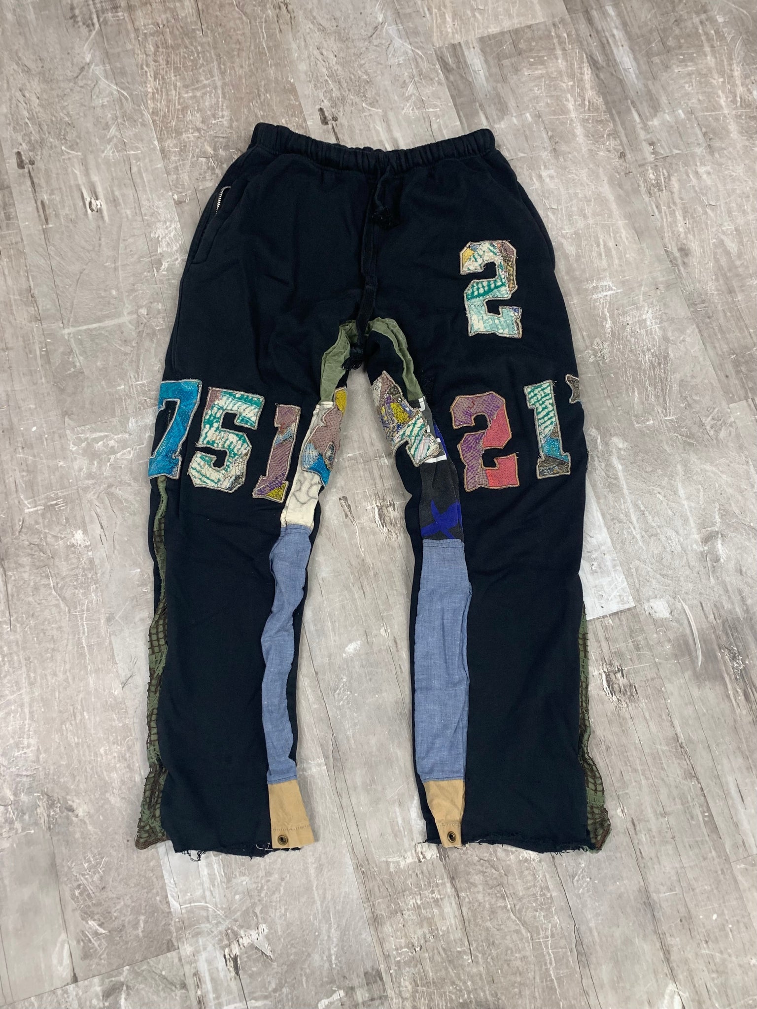 Patch Number Flare Sweats - M
