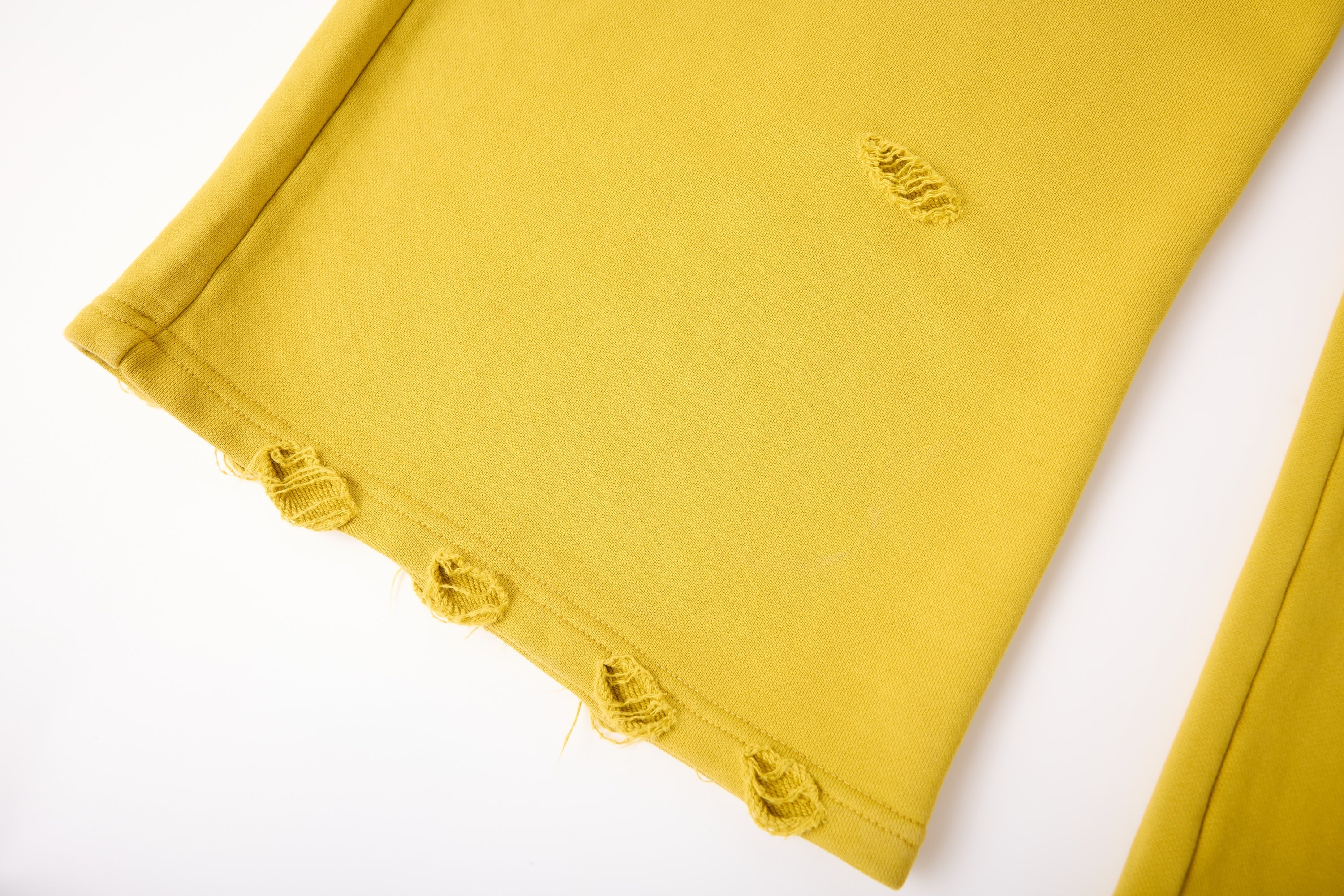 EAGLE VALLEY DISTRESSED SWEATS