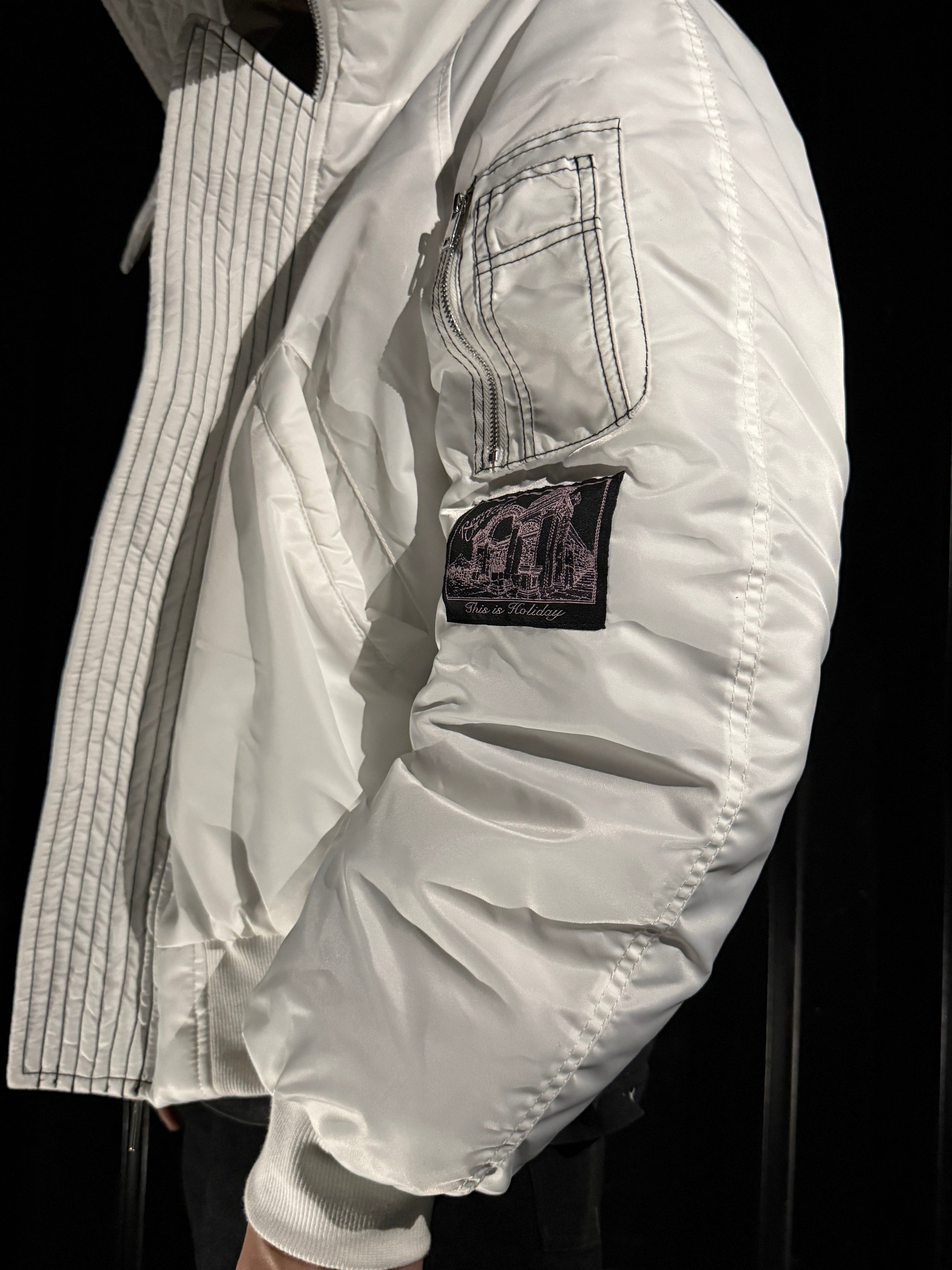 N-2B Pulse Bulley Bomber White