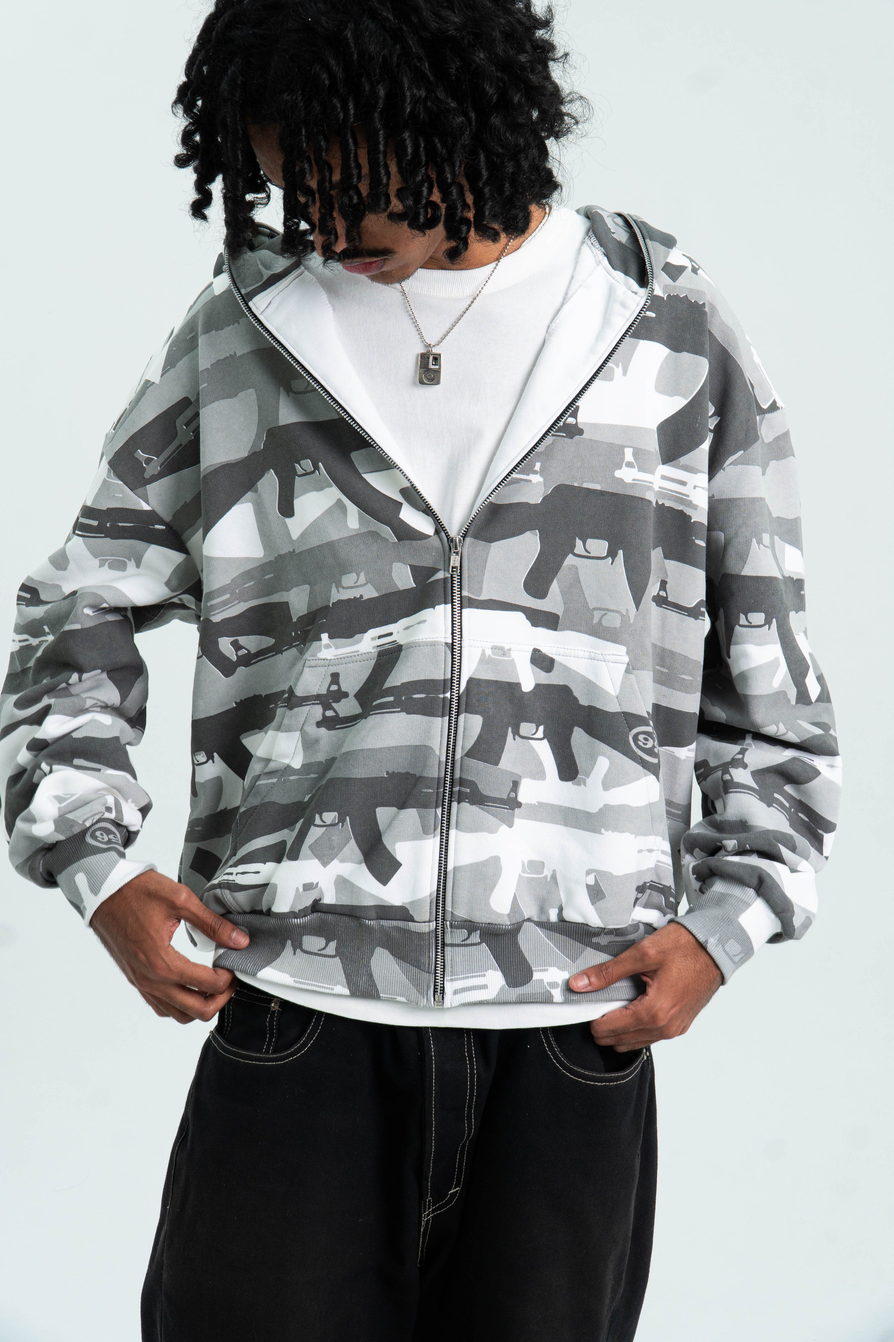 "C.A.M.O V2" FULL-ZIP UP (SNOW)