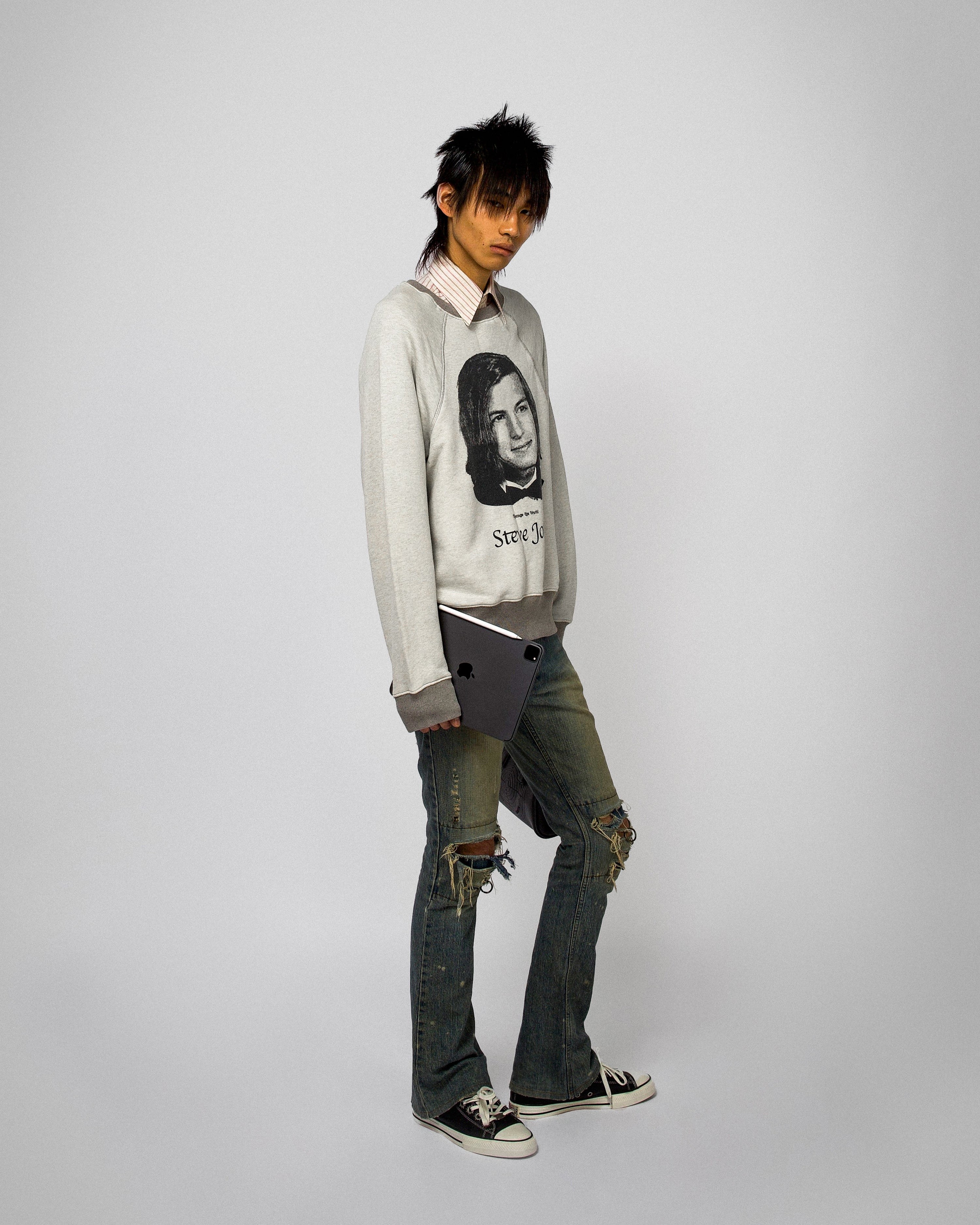 Apple Raglan Sweatshirt