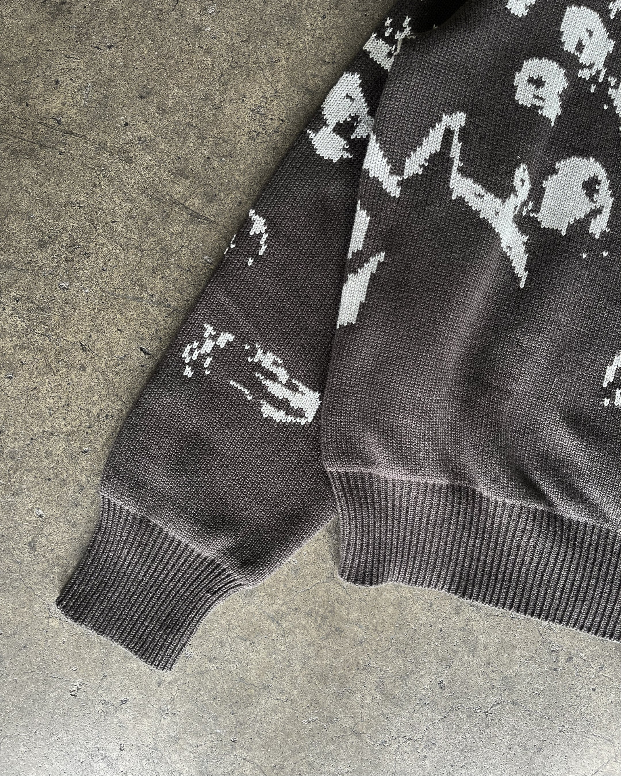 HYSTERIA - Heavyweight Knitted Sweater