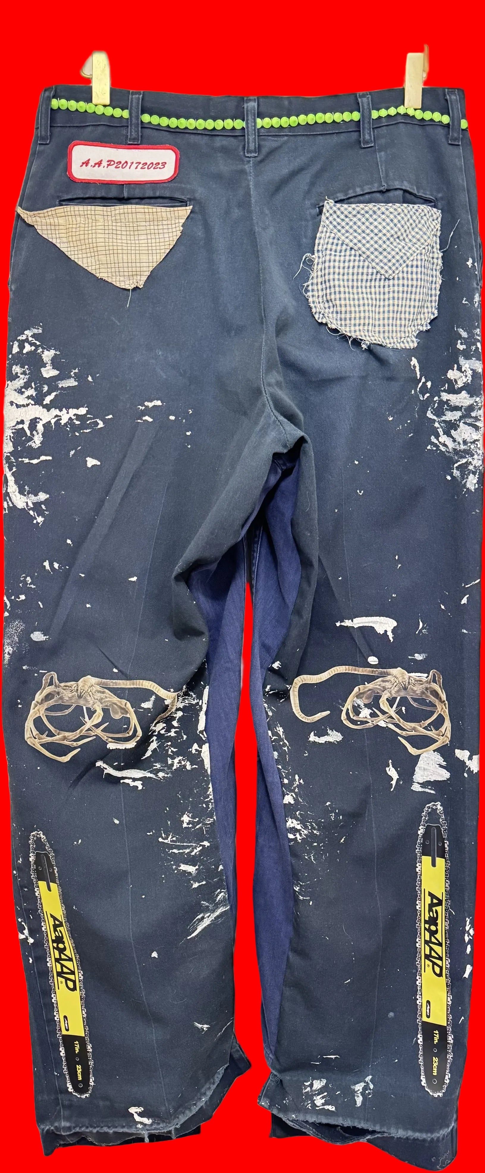 New Generation deconstructed painter pants