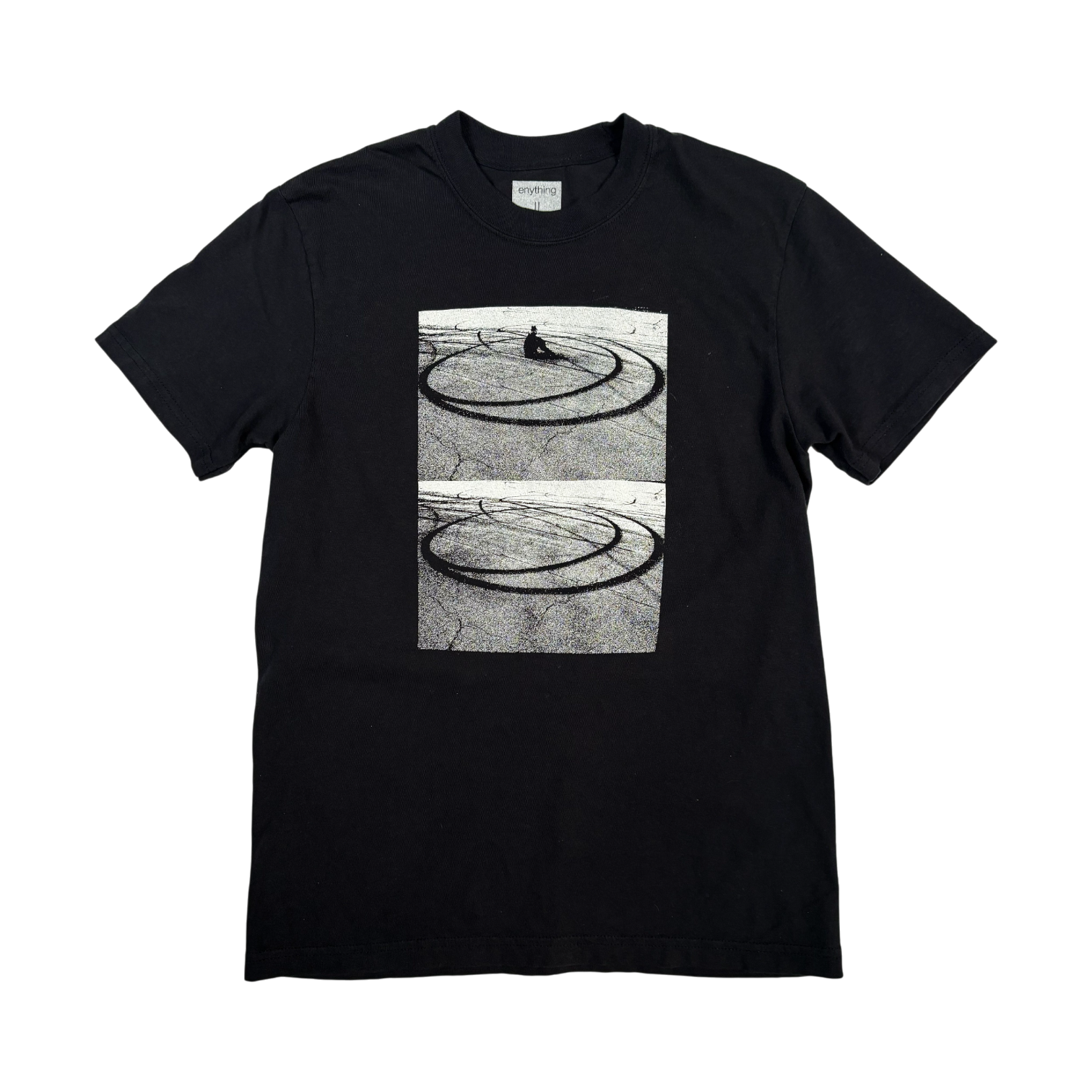 Circles tee