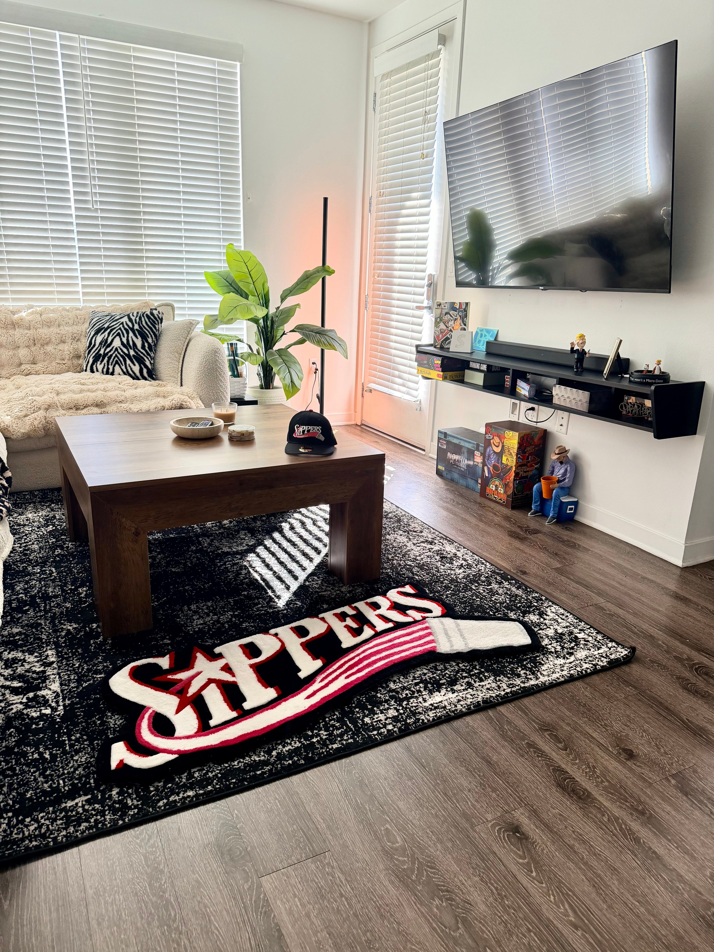 SIPPERS [GIANT RUG] *1 of 75*