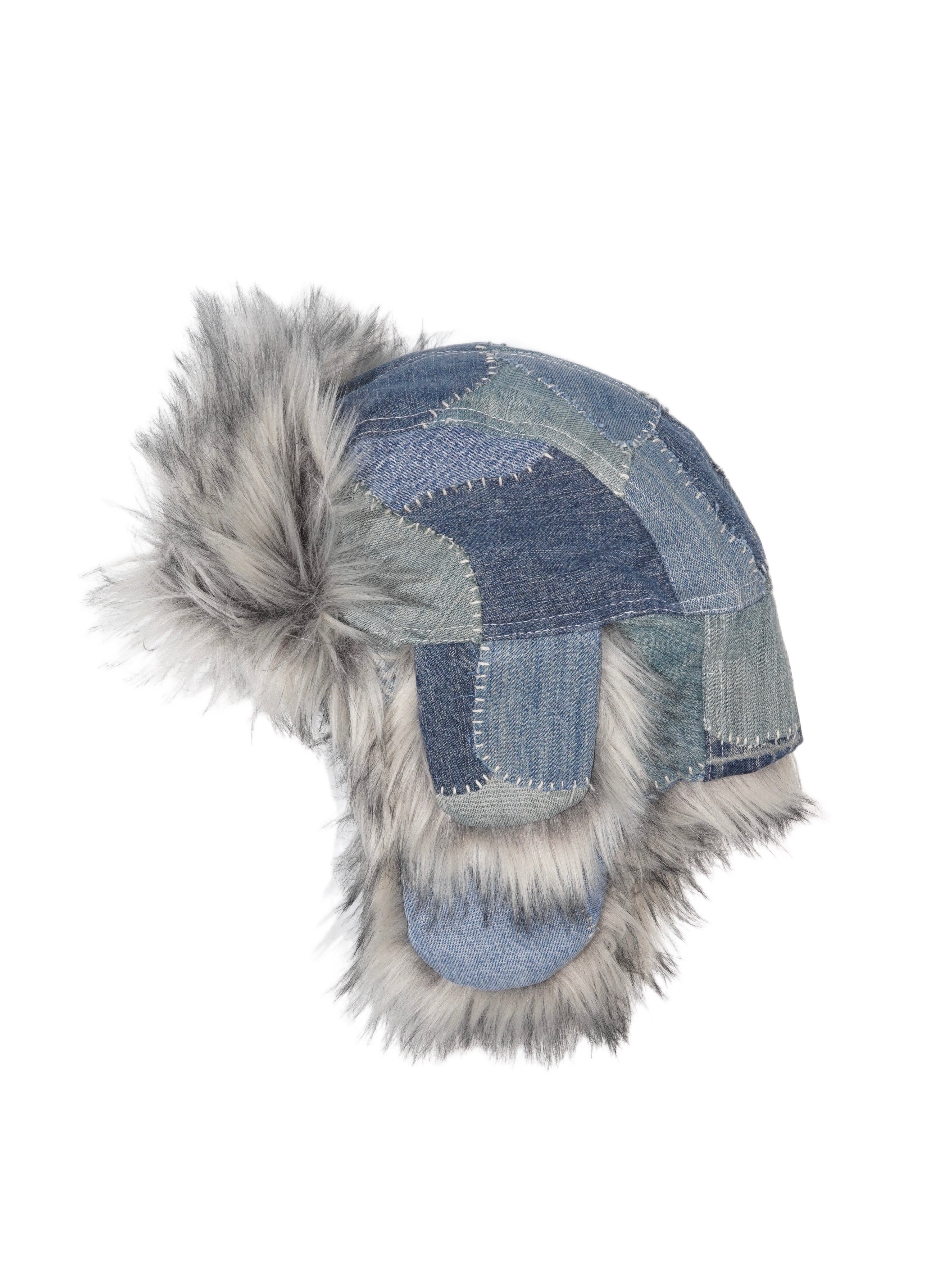 Aki’s Gallery x UW Trapper Hat