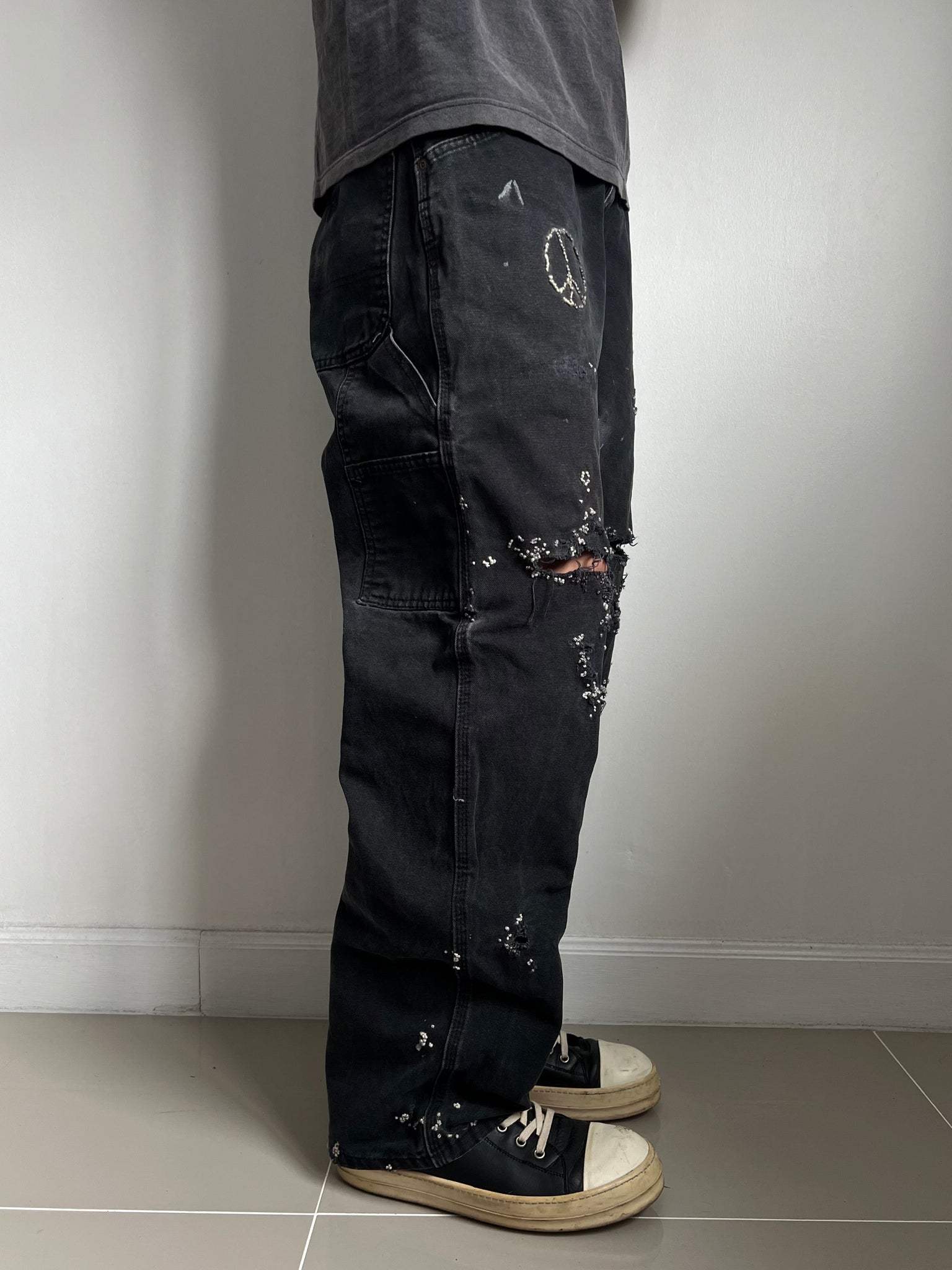 """Embroidered' Dot work pants
