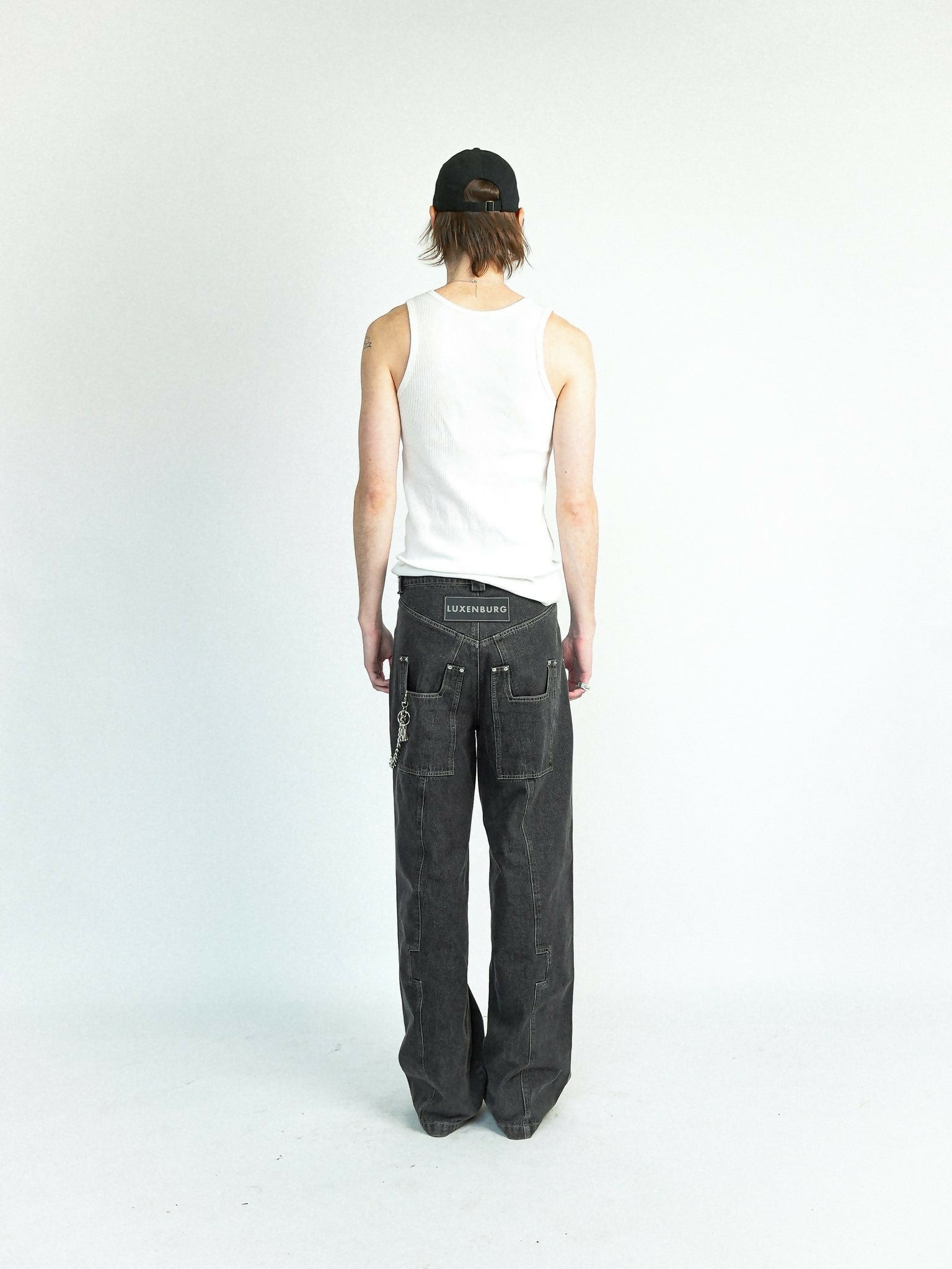 7283DA49-9831-4267-A463-E60DE9000542