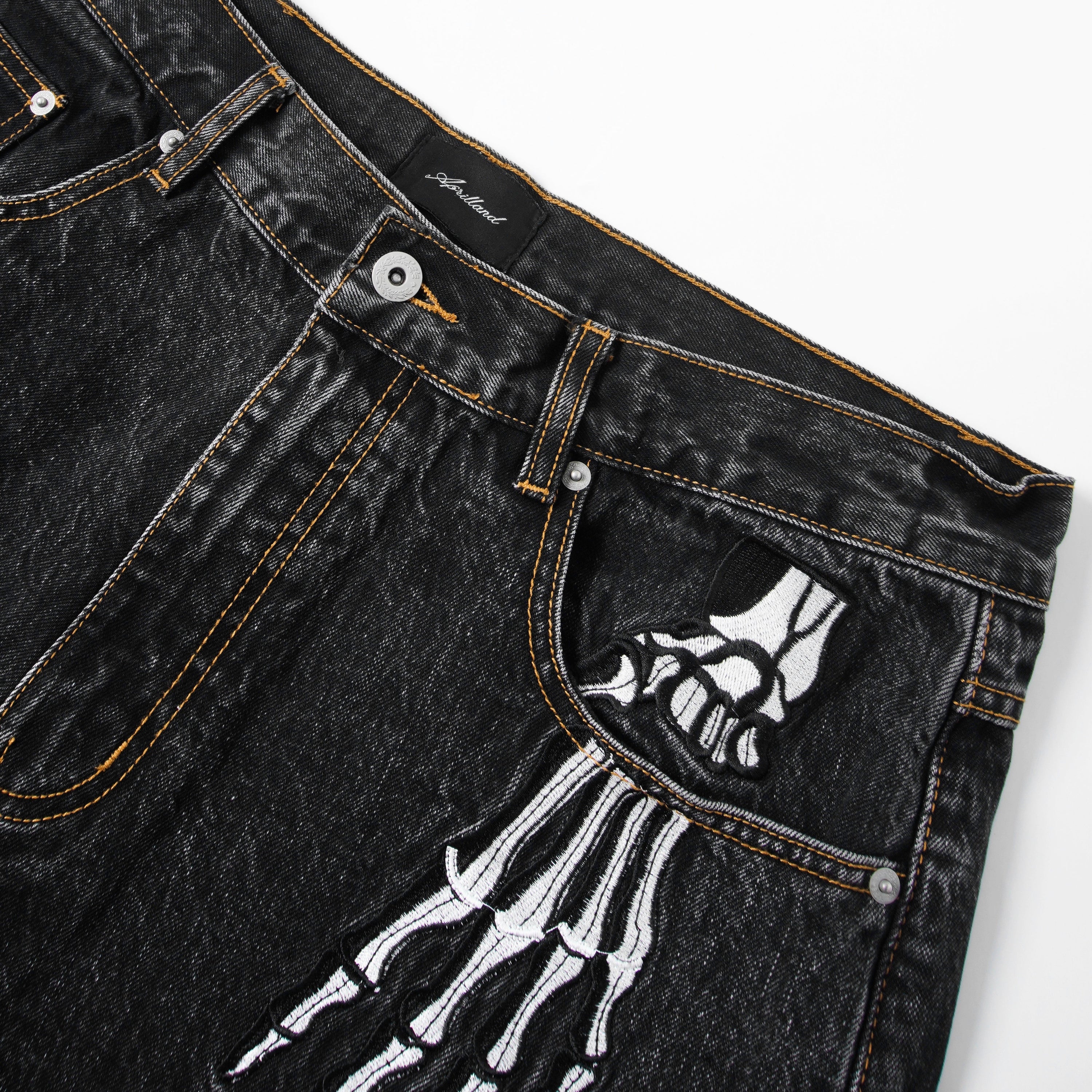 SELVEDGE DENIM SHORTS IN WASHED BLACK