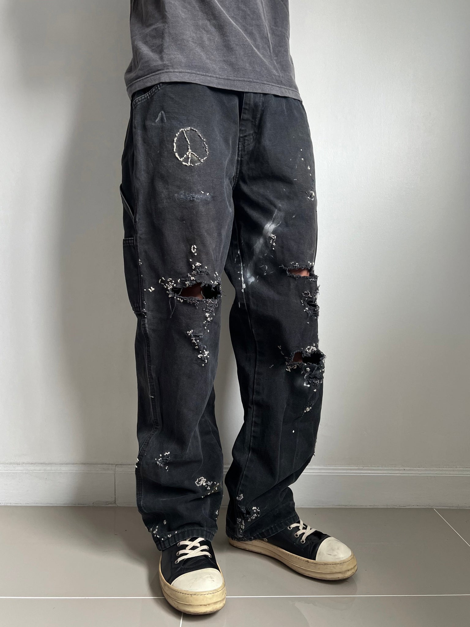 """Embroidered' Dot work pants