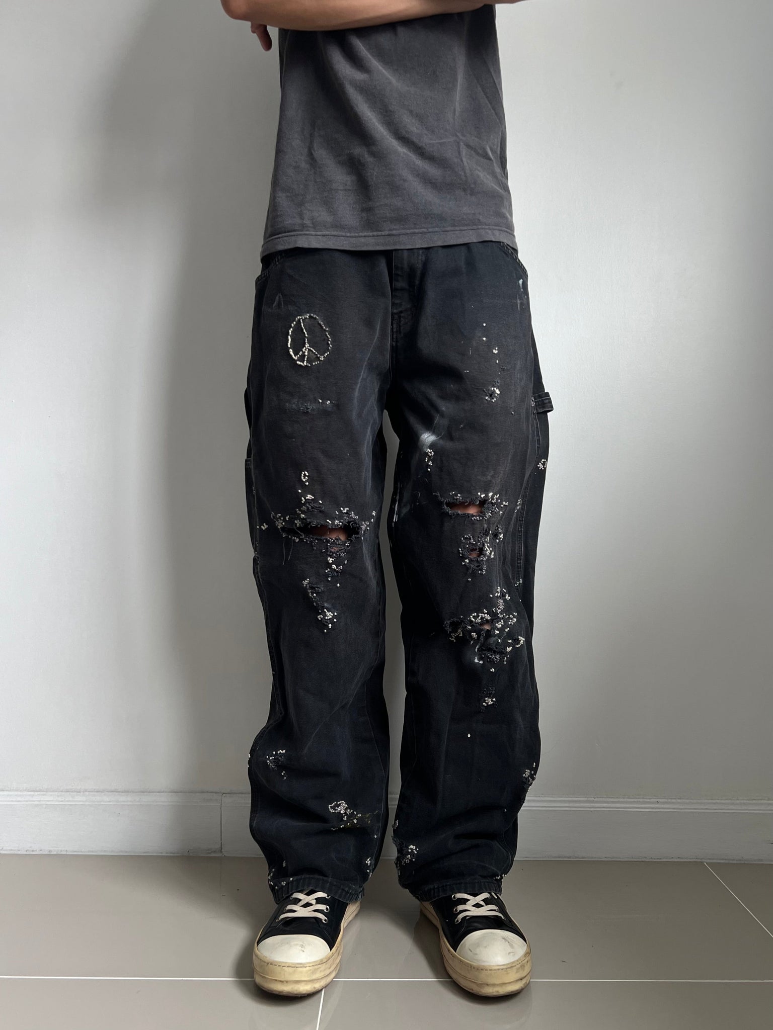 """Embroidered' Dot work pants
