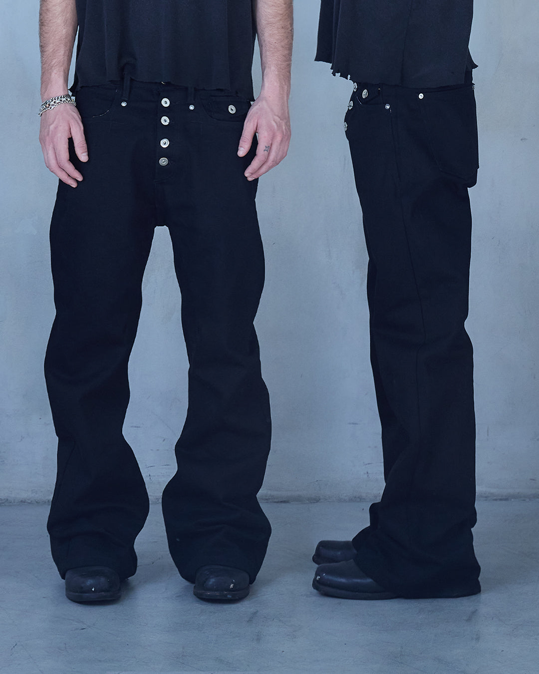 BASE0.3-BLACK-13OZ RAW DENIM