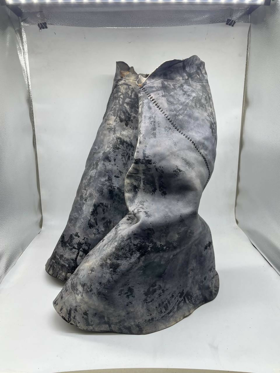 HPAL8 Antique Greyish Brown