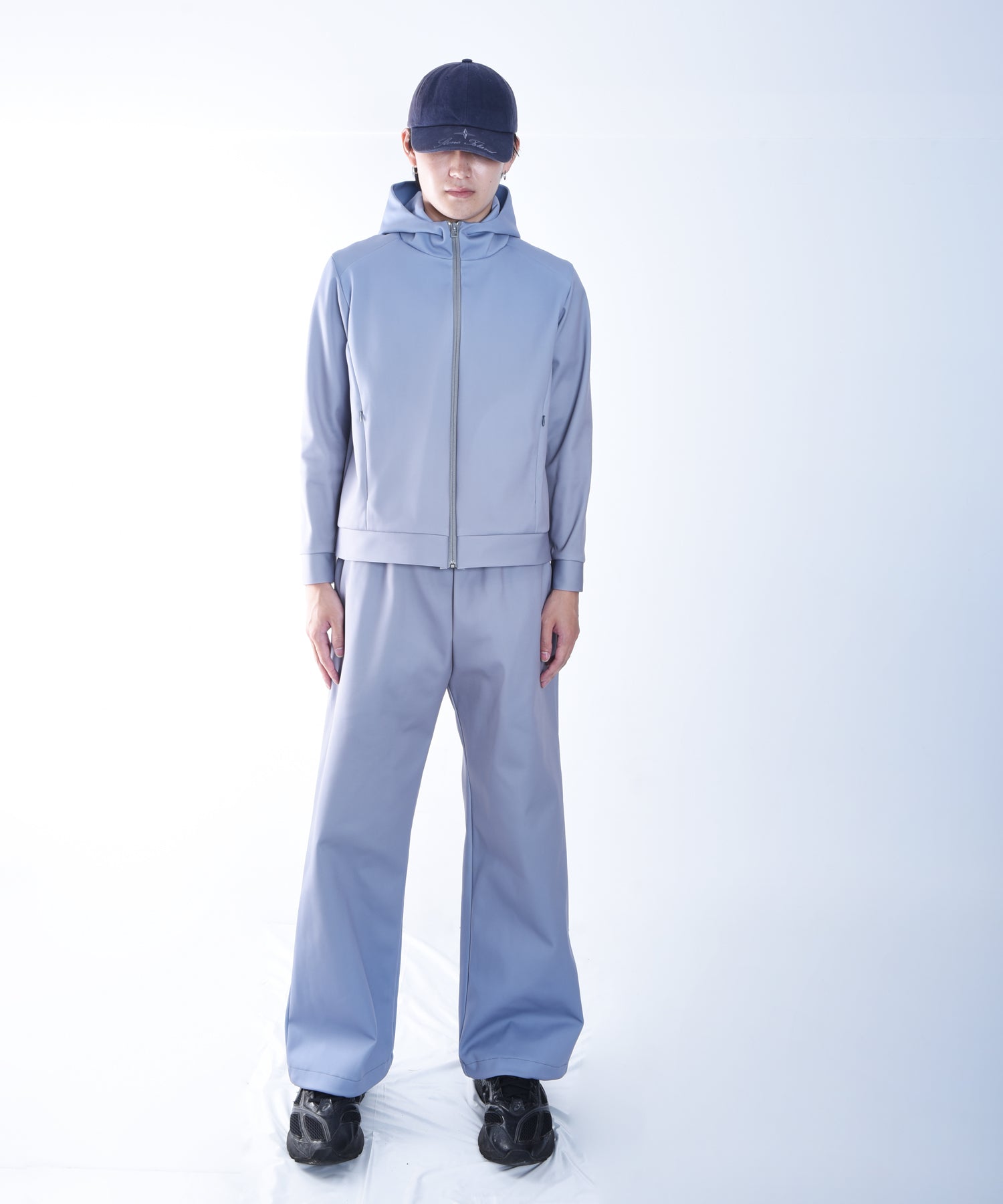 Sync HOODIE