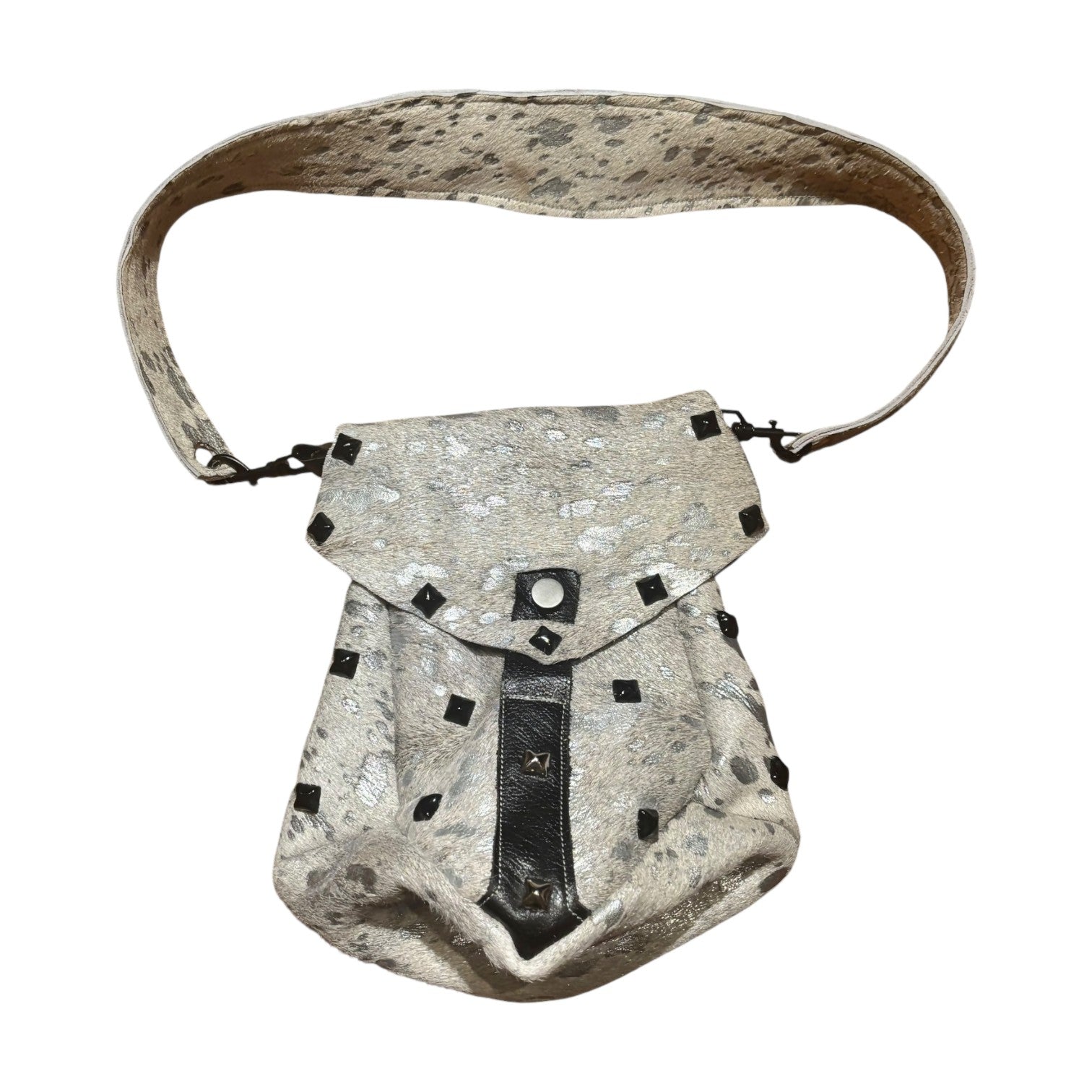 1/1 Cowhide Domino Pouch