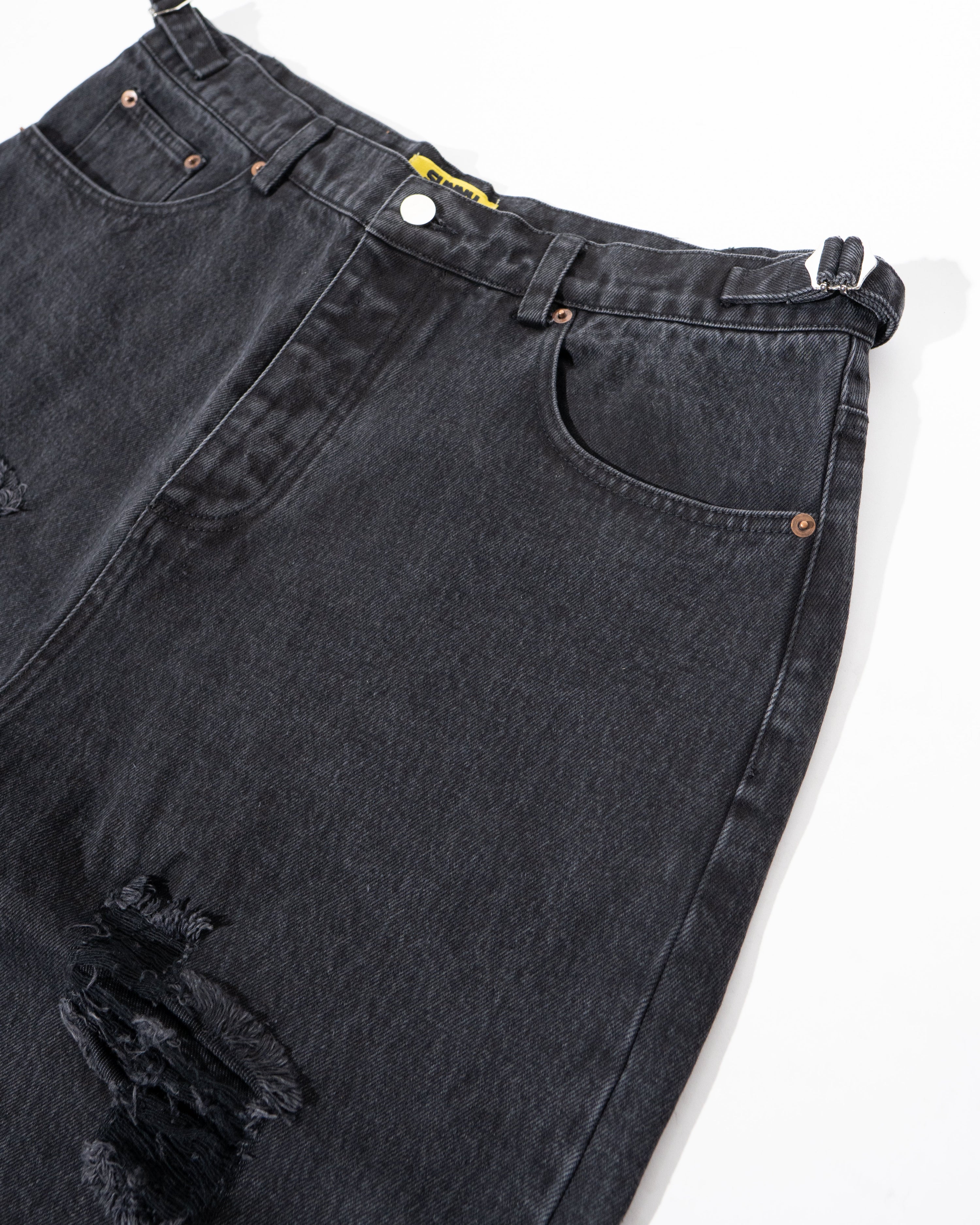 DISTRESSED BLACK BAGGY DENIM