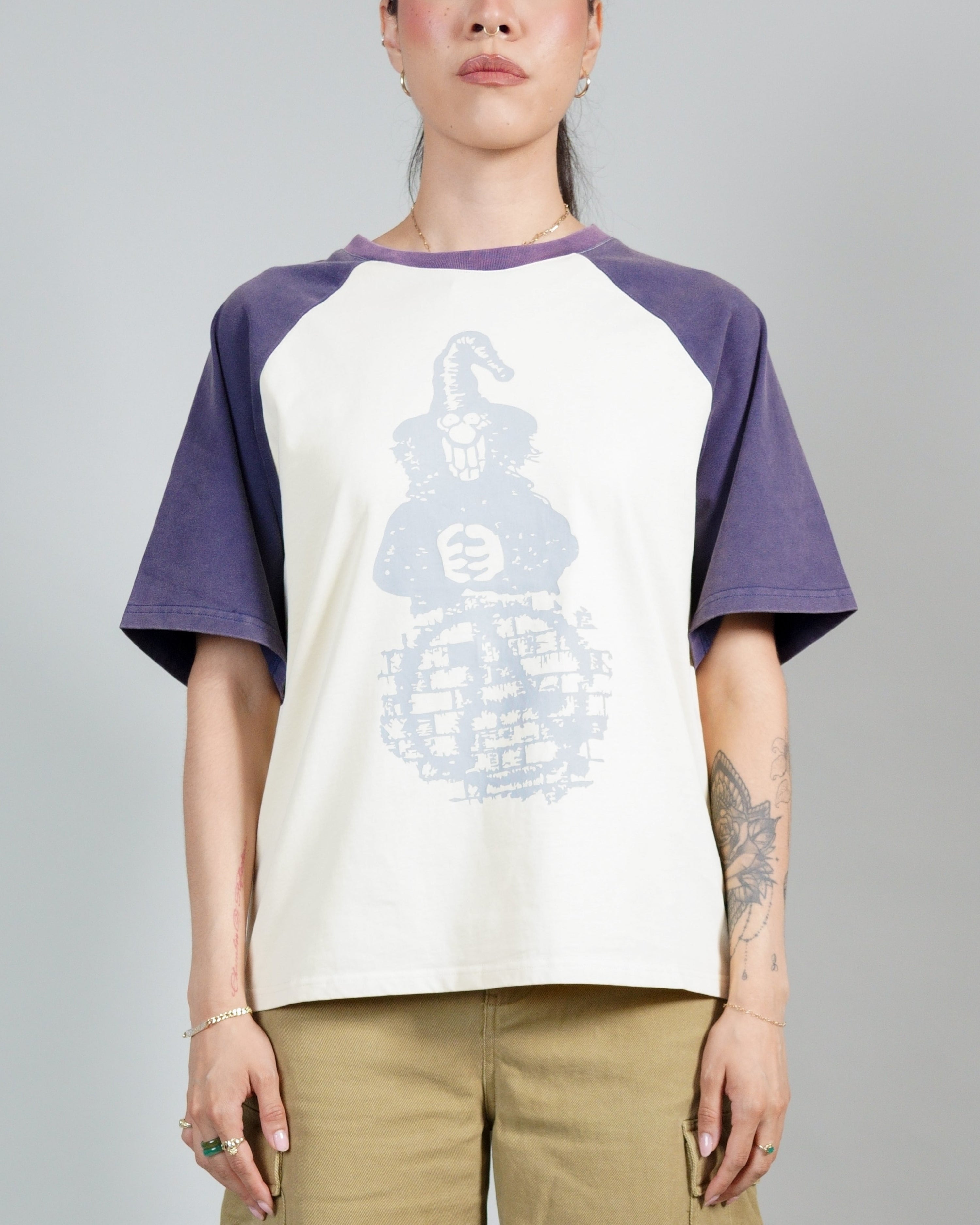 Pseudo Graffiti Raglan