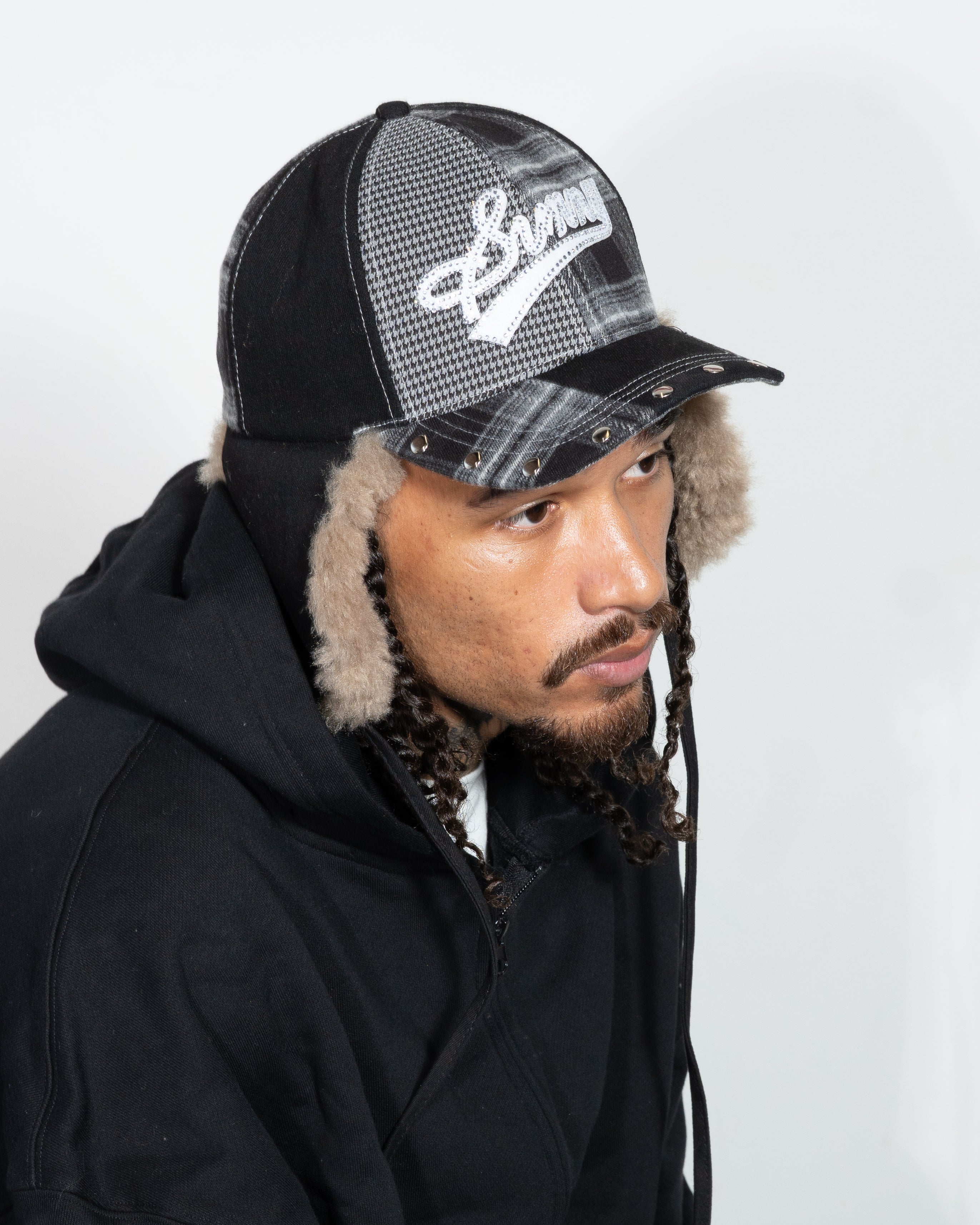 MULTI-PLAID CAP
