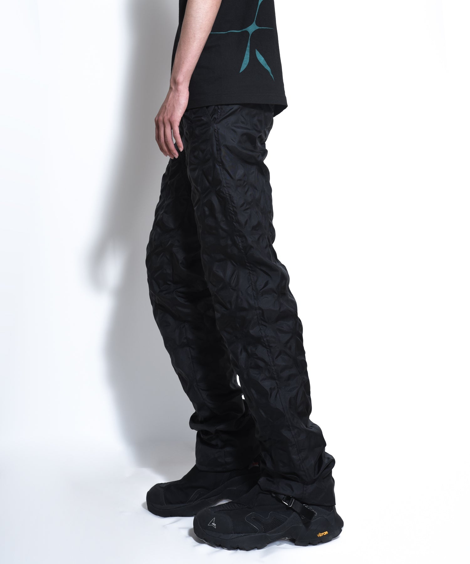 Vein PANTS BLACK