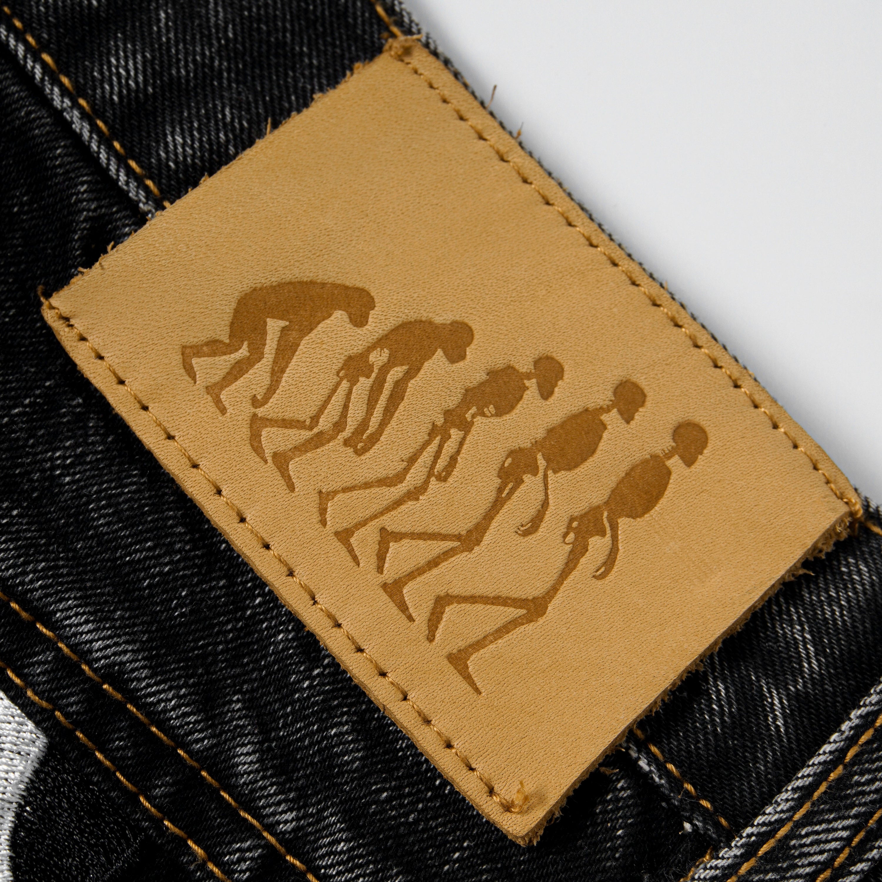 SELVEDGE DENIM SHORTS IN WASHED BLACK