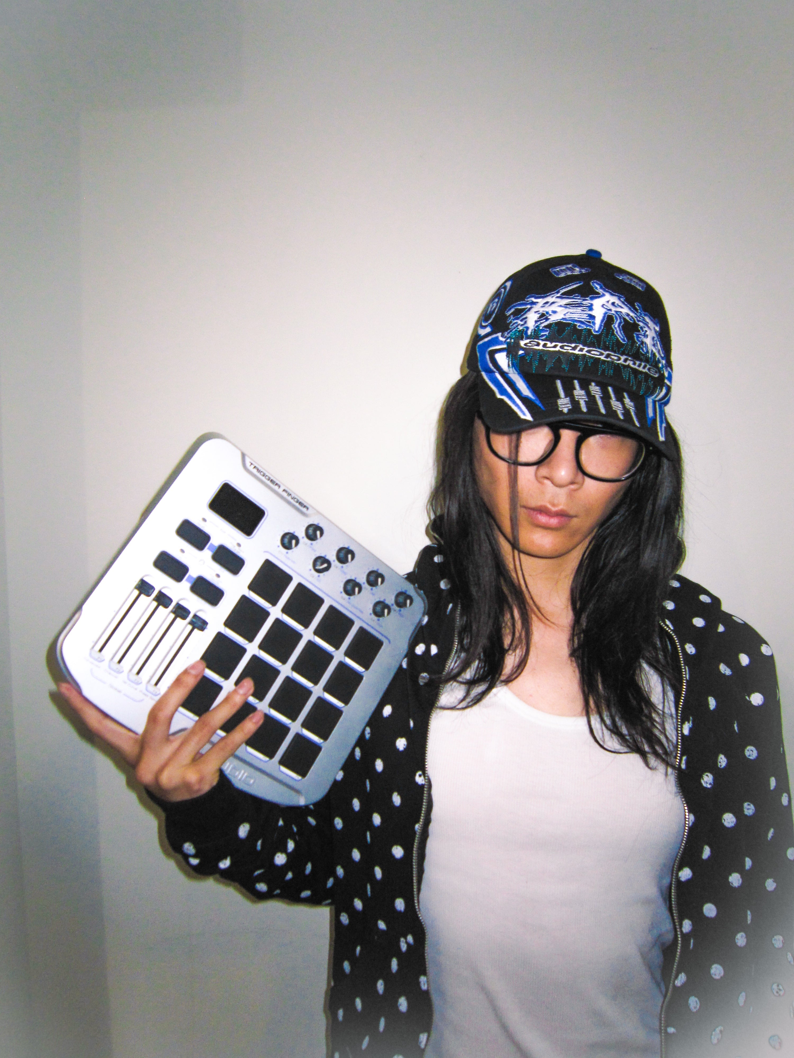 AUDIO HAT (BLACK/BLUE)