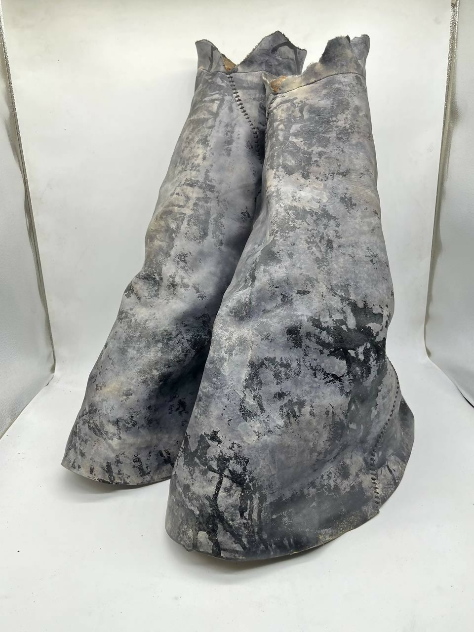 HPAL8 Antique Greyish Brown