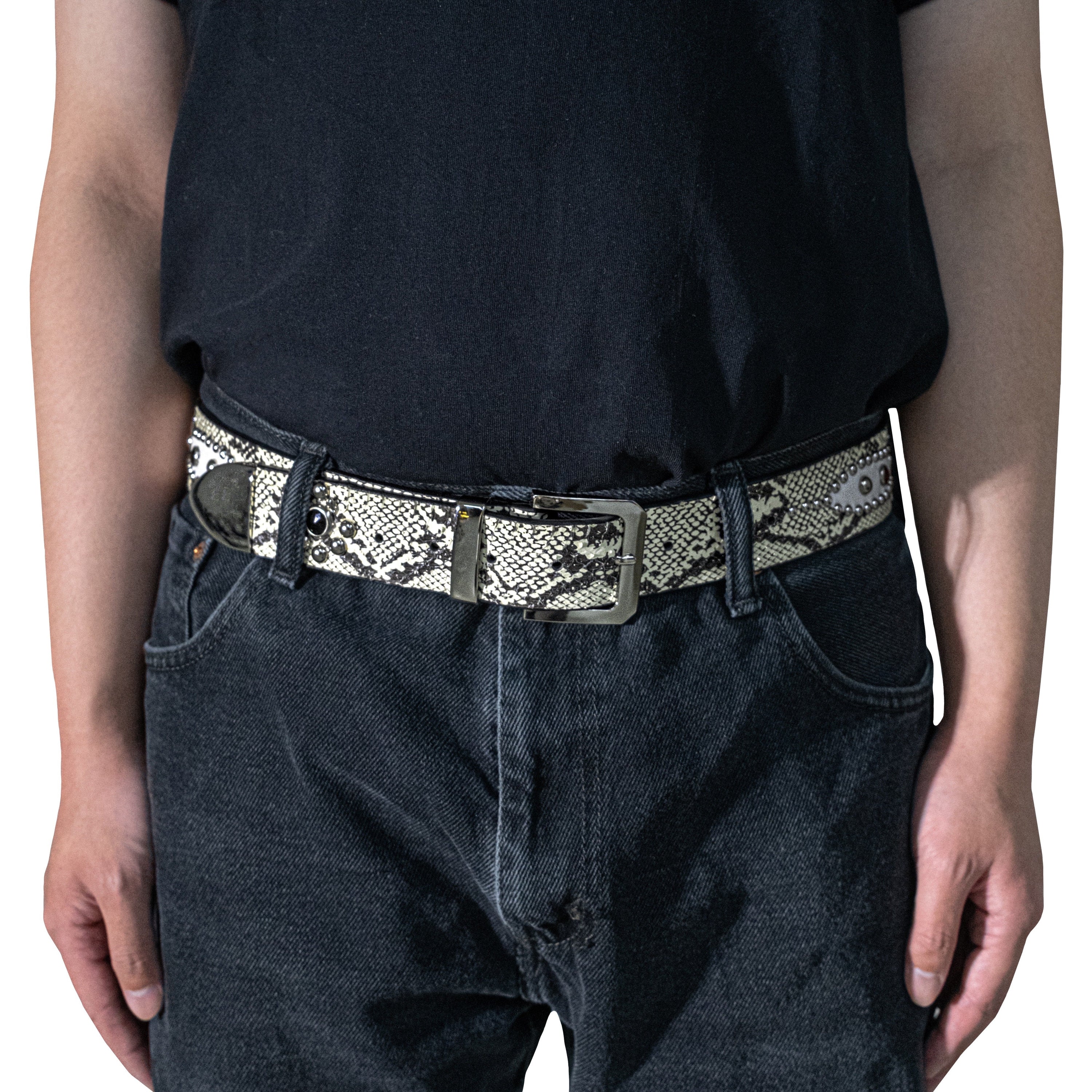 STUDDED SNAKESKIN BELT IN WHITE