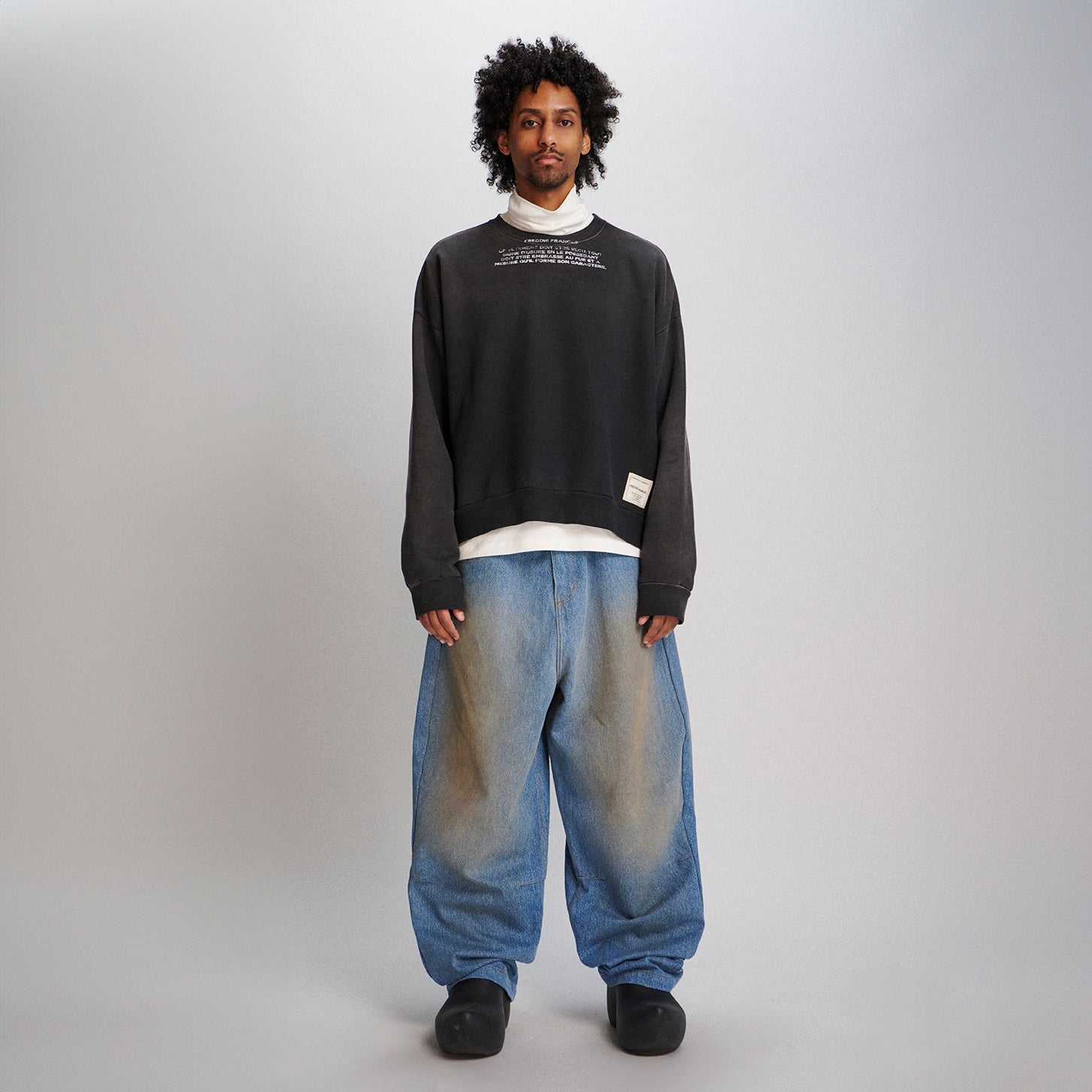 MAGDELINE SUPER BAGGY JEANS