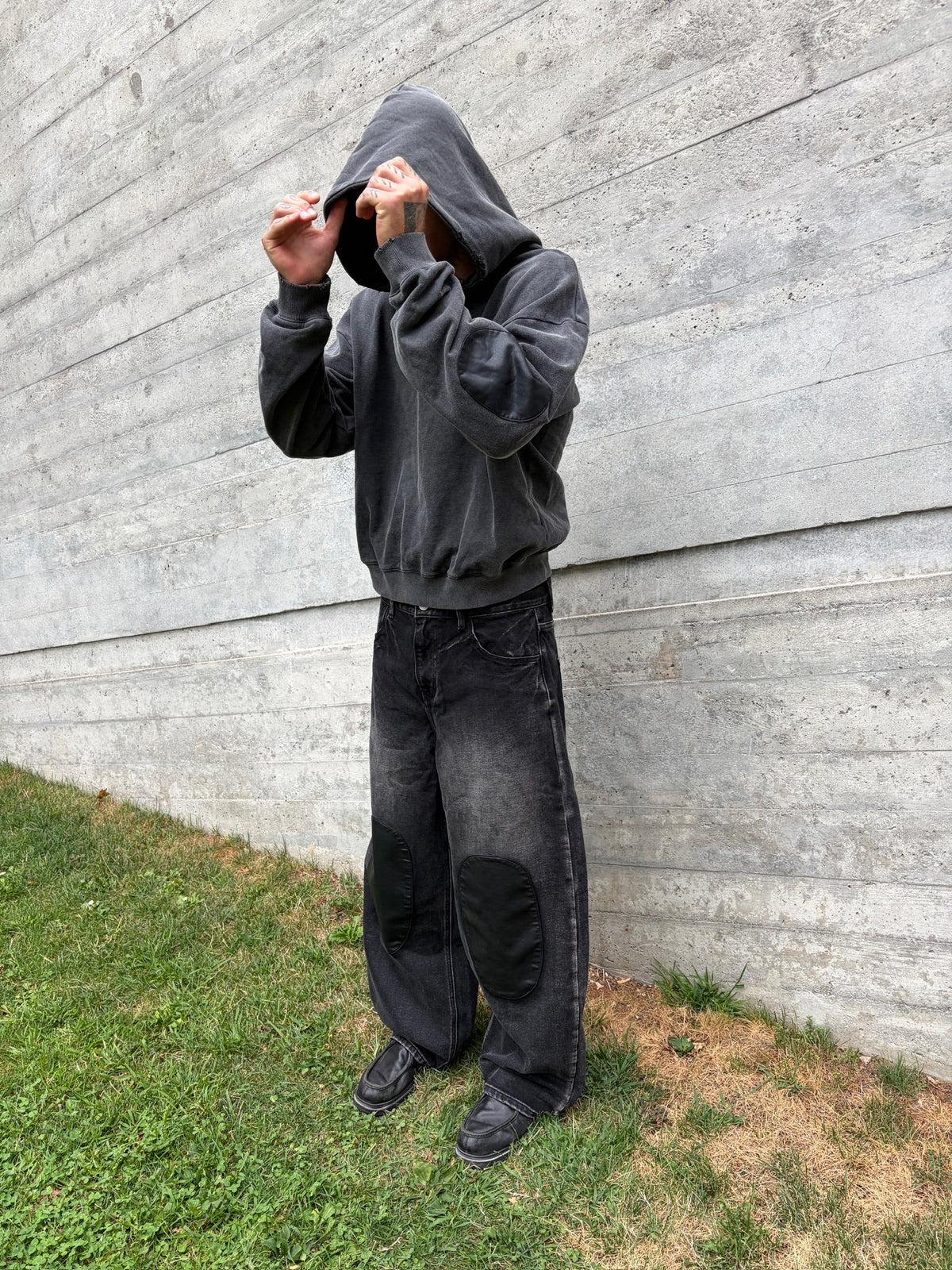 MOSES - Genuine Leather Elbow Patch hoodie