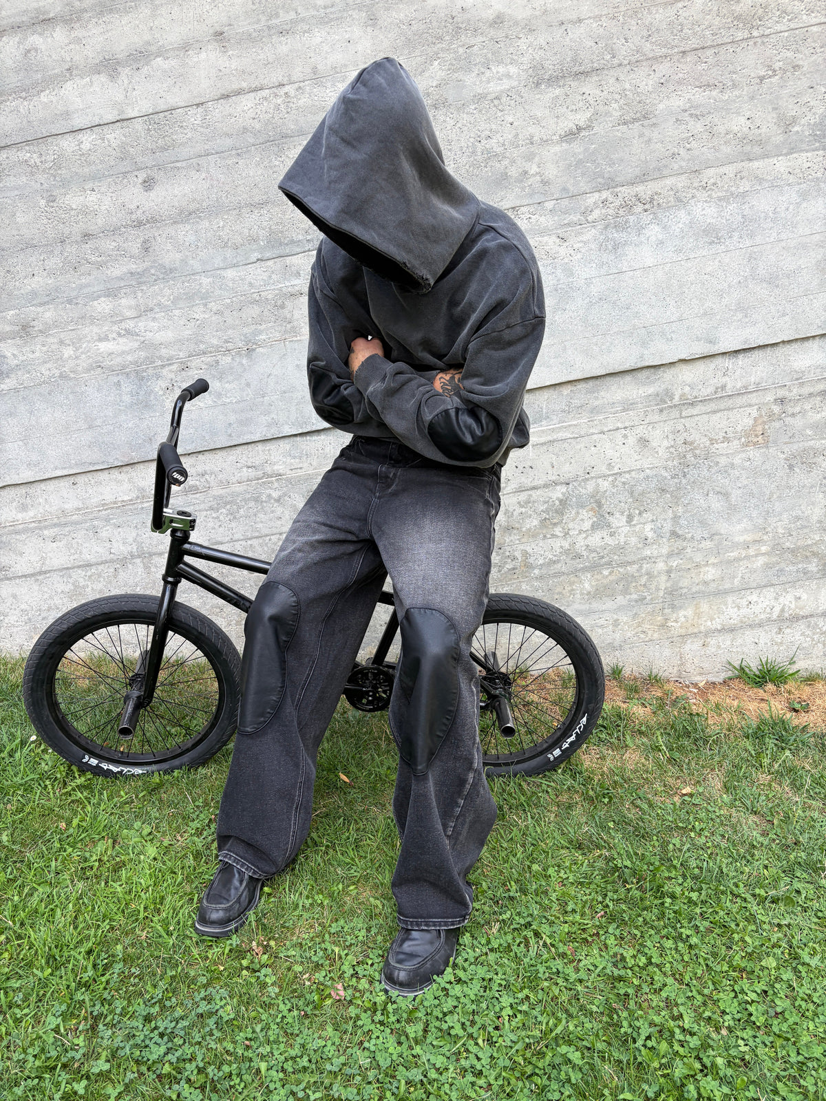 MOSES - Genuine Leather Elbow Patch hoodie