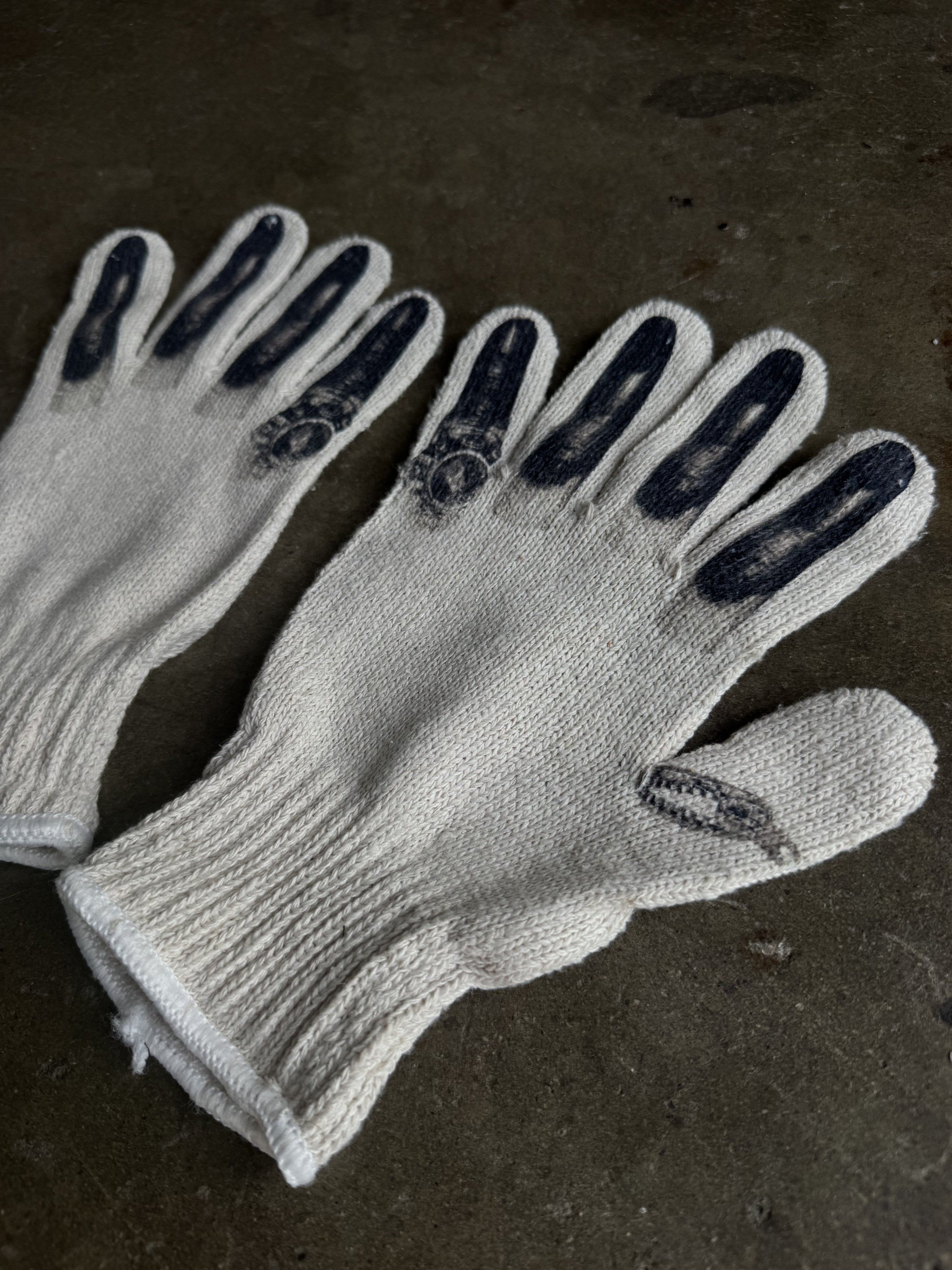 Lamy Gloves
