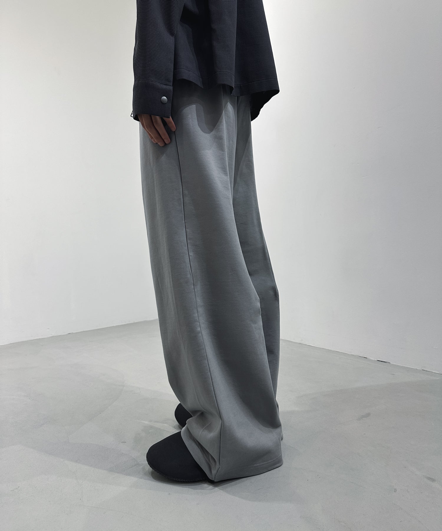 MANTIS SWEAT PANTS