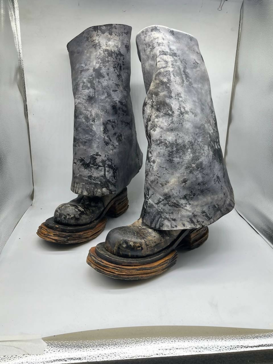 HPAL8 Antique Greyish Brown