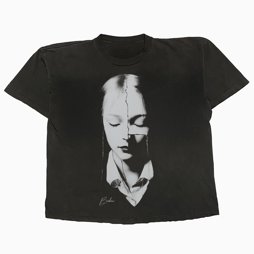 PORTRAIT TEE