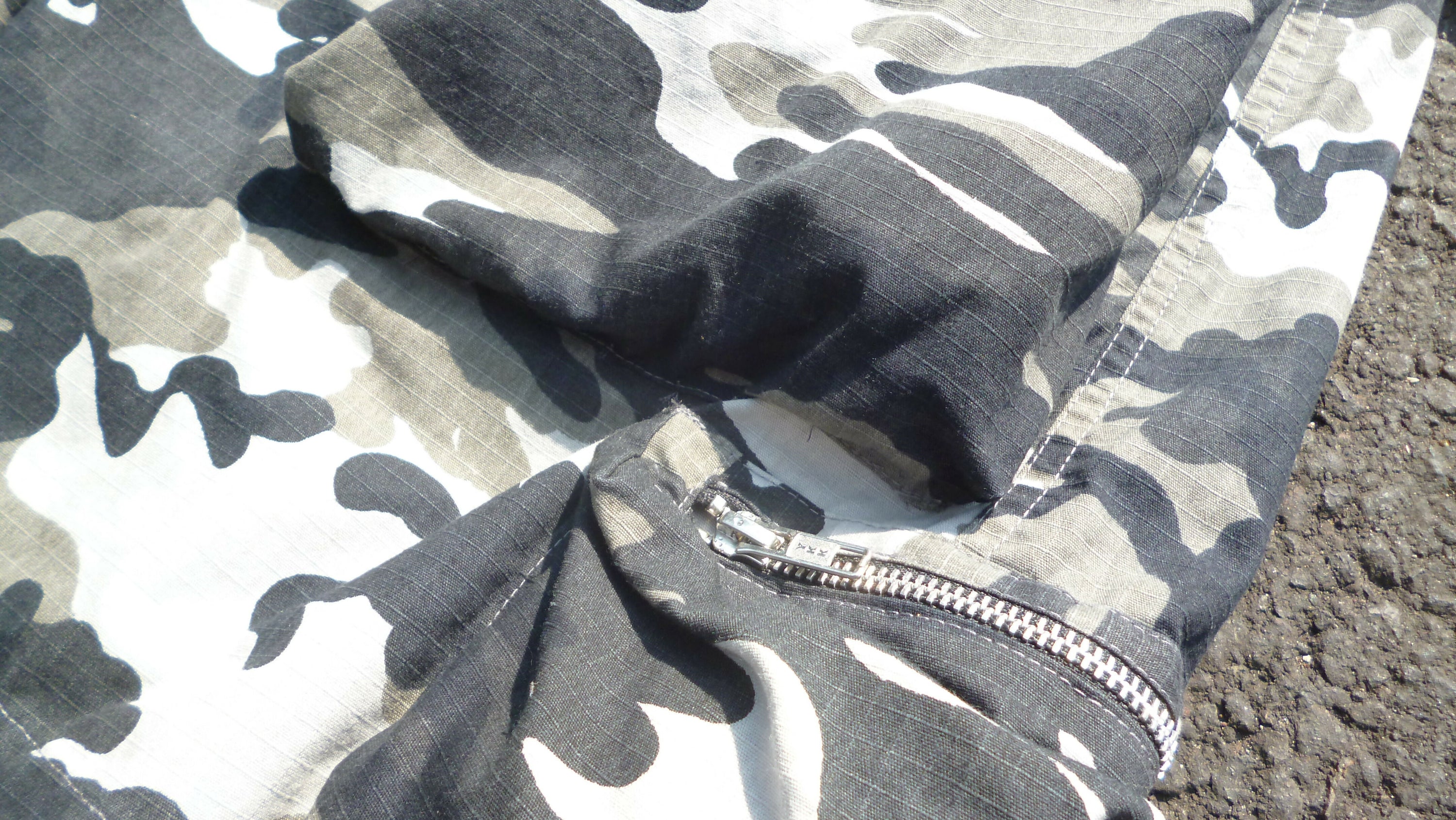 'Army' black white camo ripstop shorts