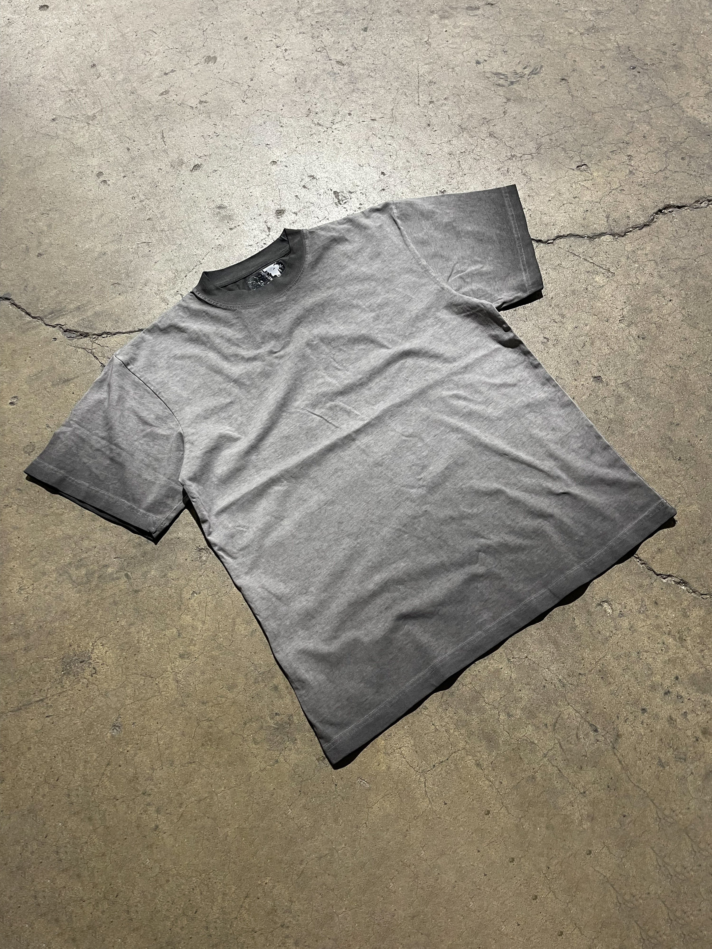 BLANK TEE - OIL WASH