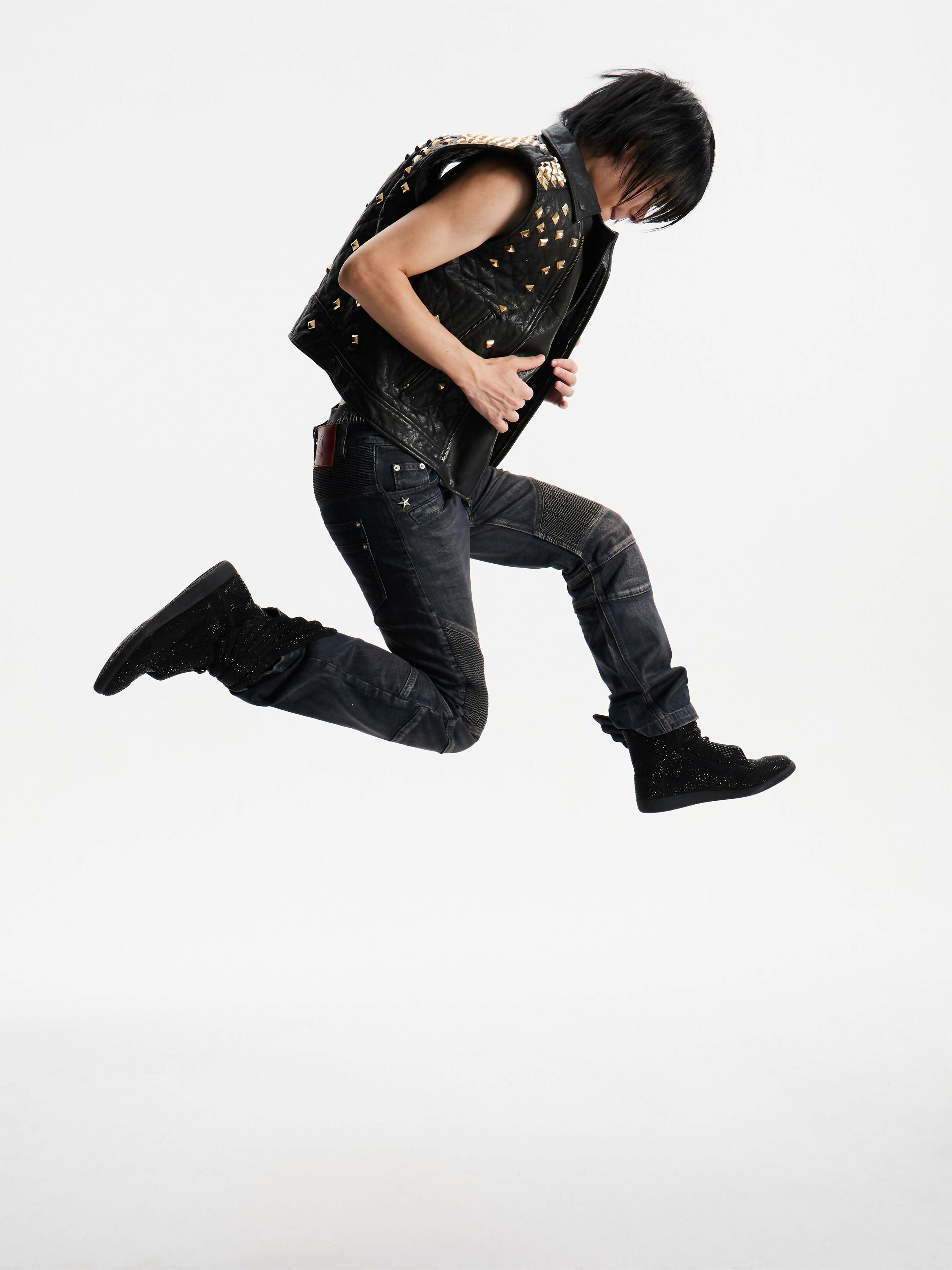 NINE-STAR PLEATED JEANS