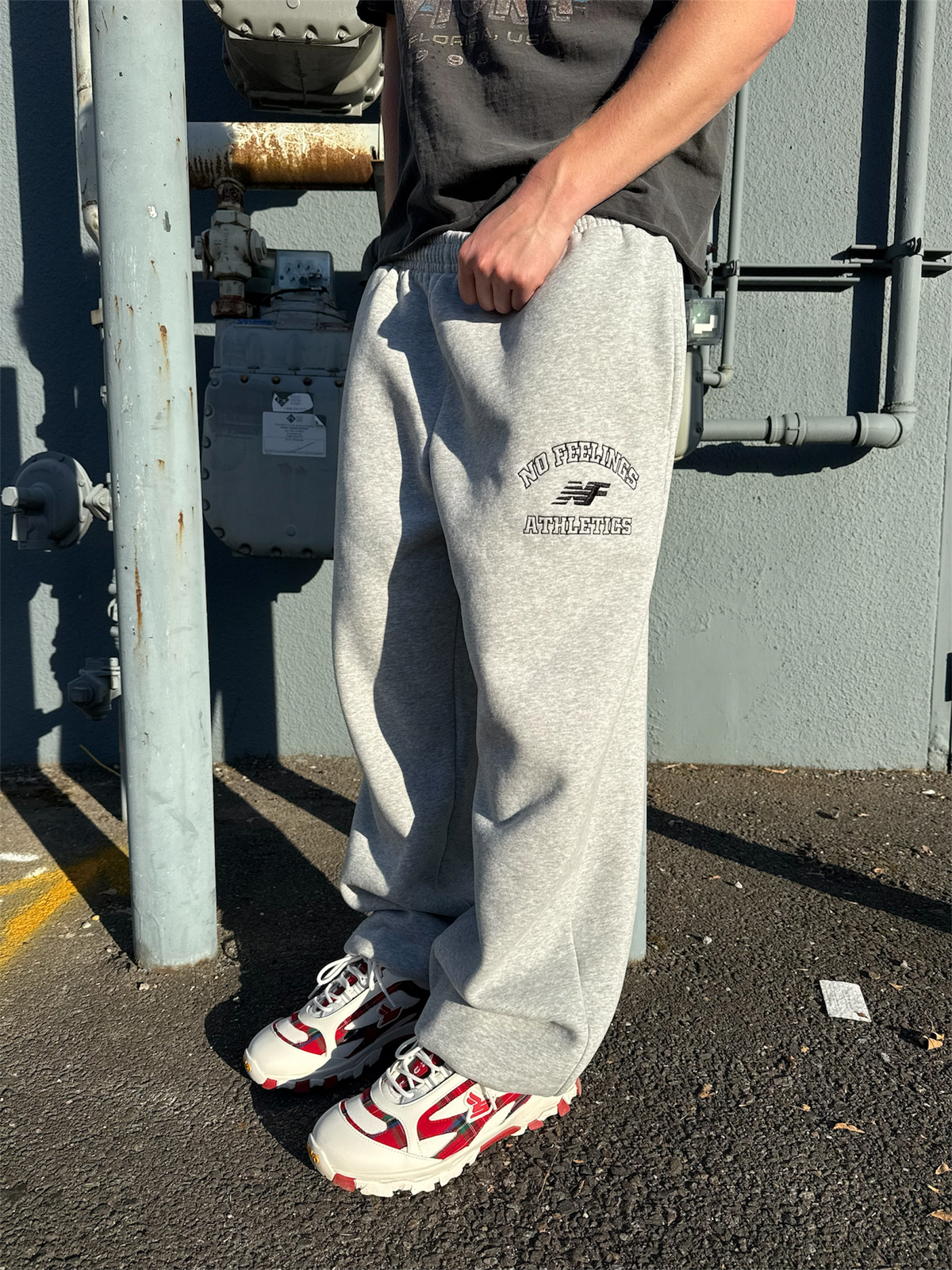 GREY ATHLETICS SWEATS