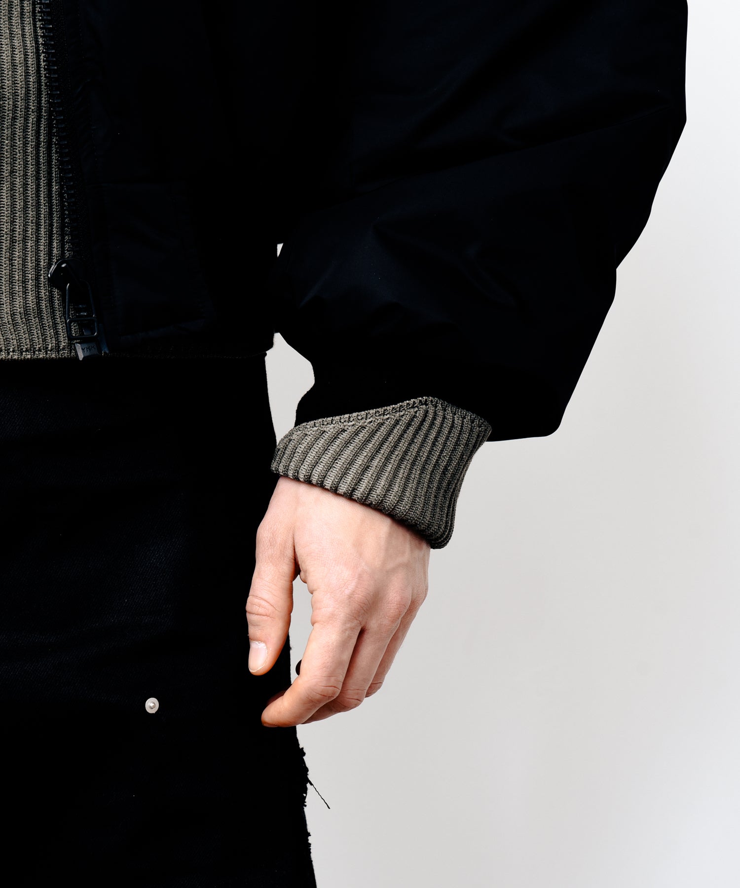 DUAL DRIVERS KNIT