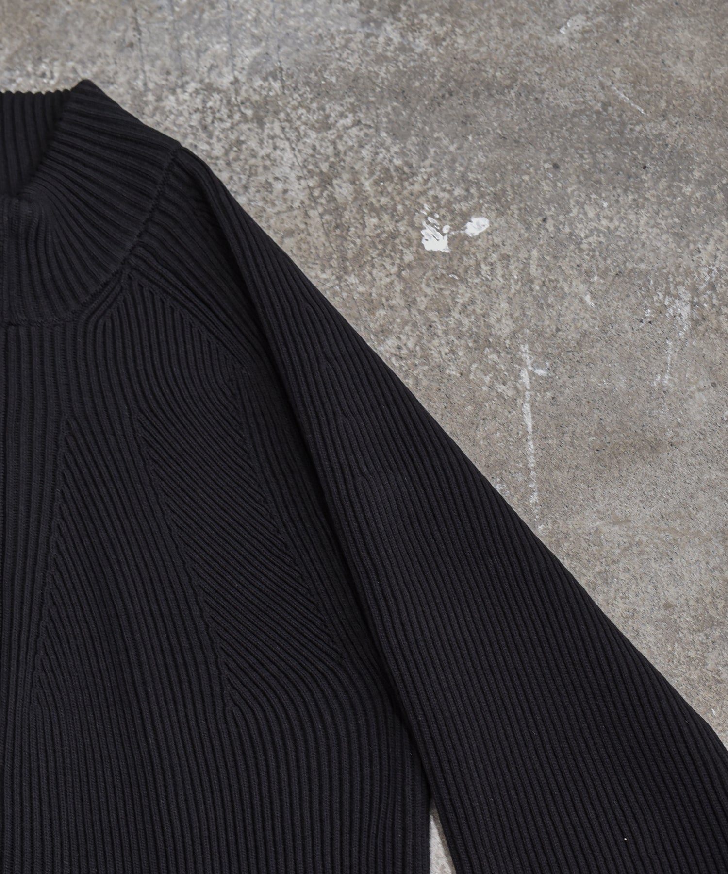 DUAL DRIVERS KNIT