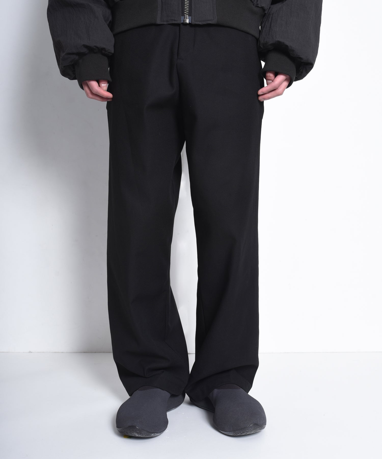 MANTIS LEG PANTS