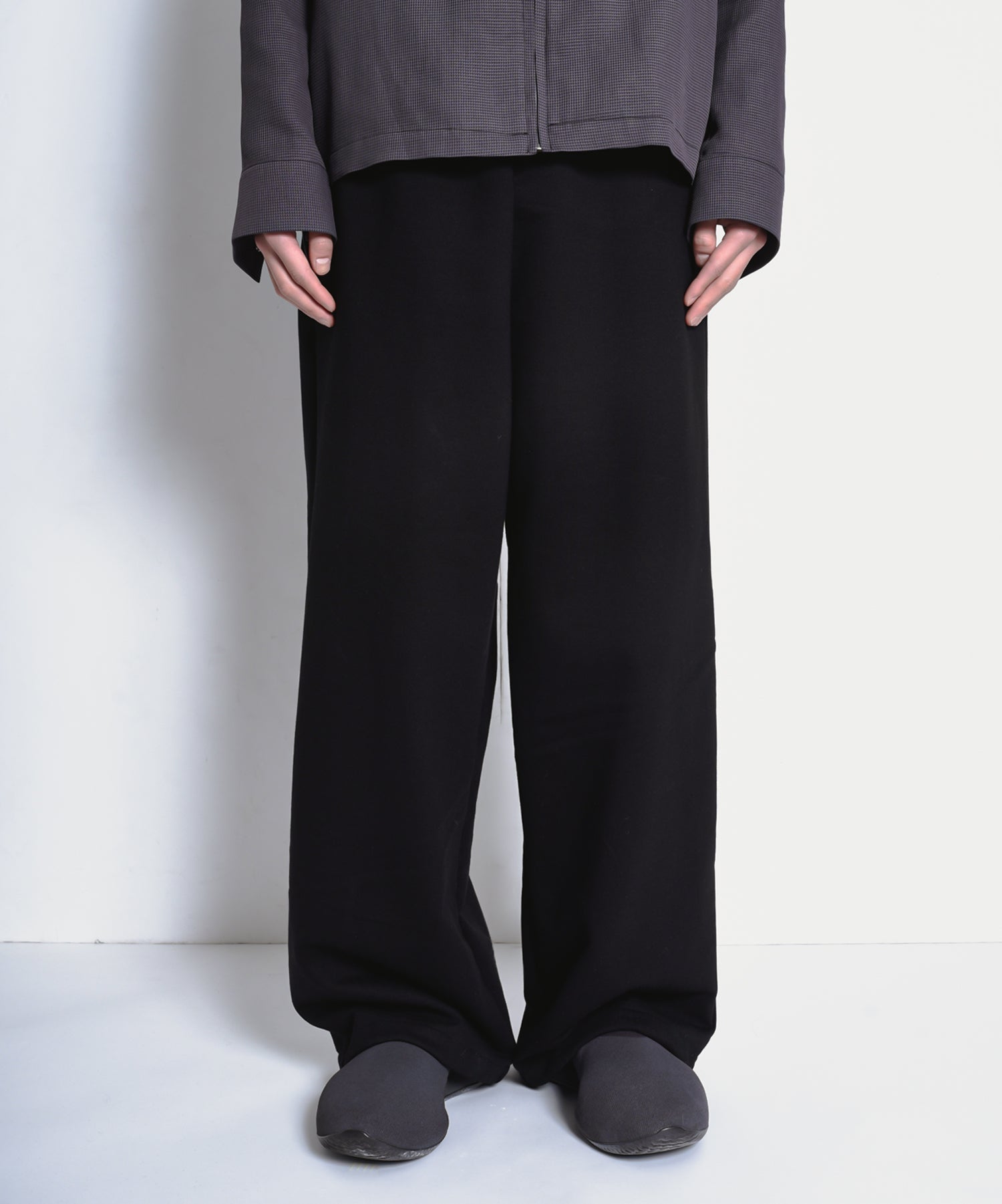 MANTIS SWEAT PANTS