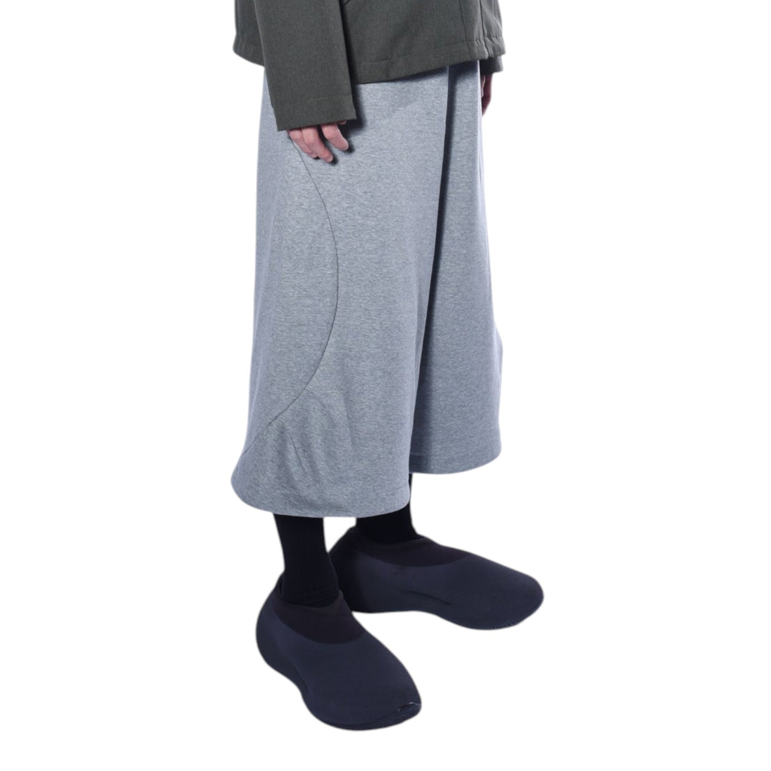 Inno WIDE SWEAT SHORTS