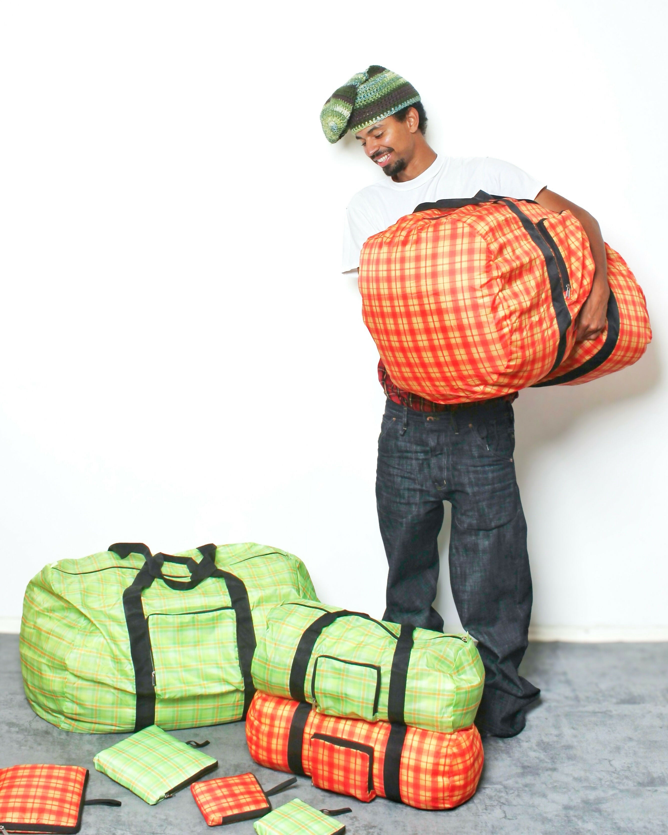 Packable Nylon Duffle Bag / Limon