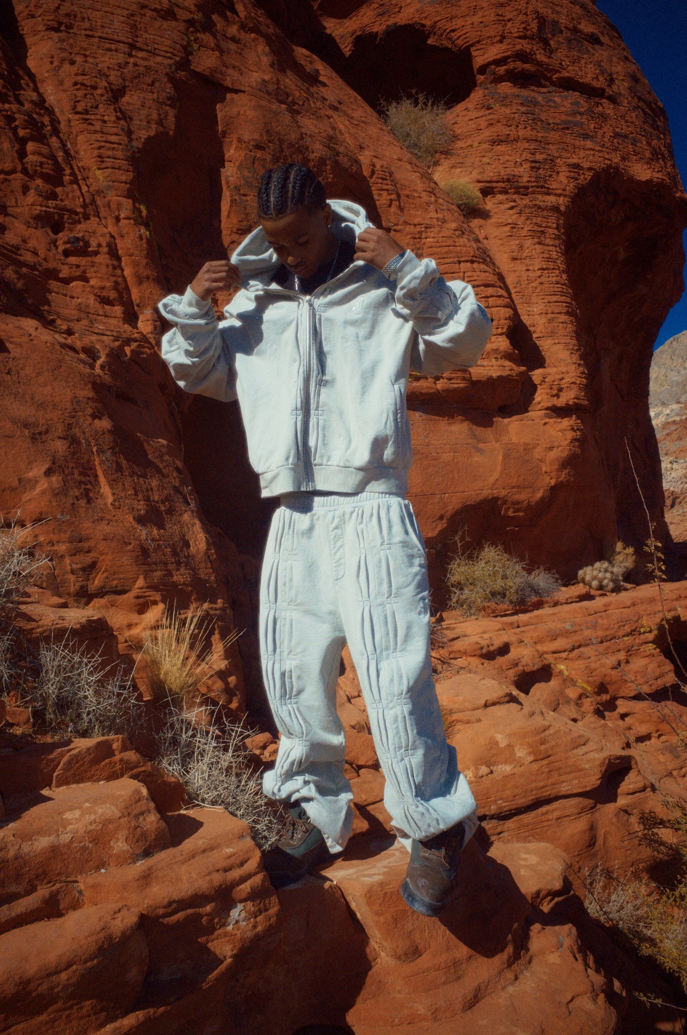 INFINITY PLEAT SWEATSUIT GREY