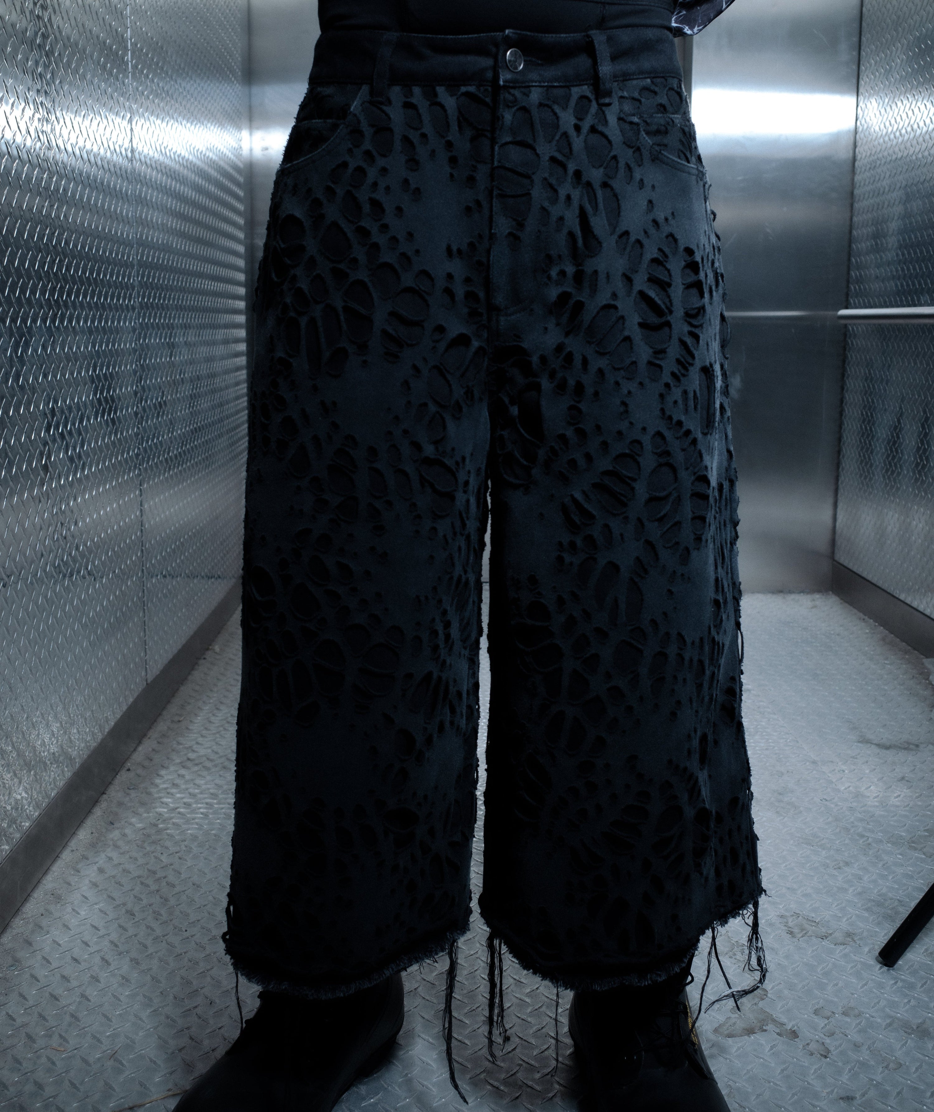 BL BURNEDWEB 3/4TH CAPRI DENIM