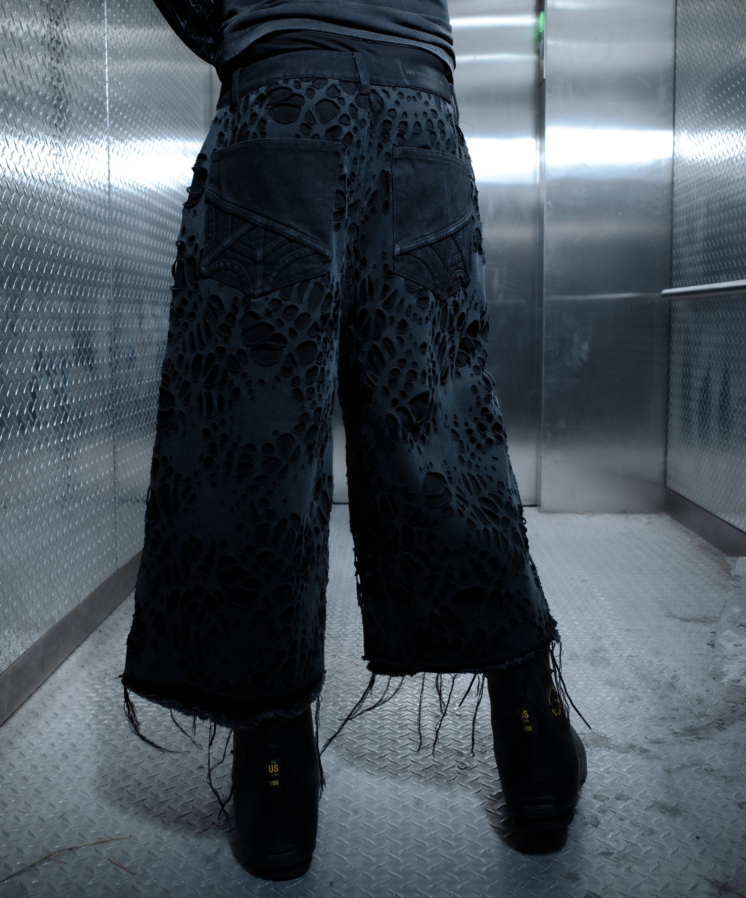 BL BURNEDWEB 3/4TH CAPRI DENIM